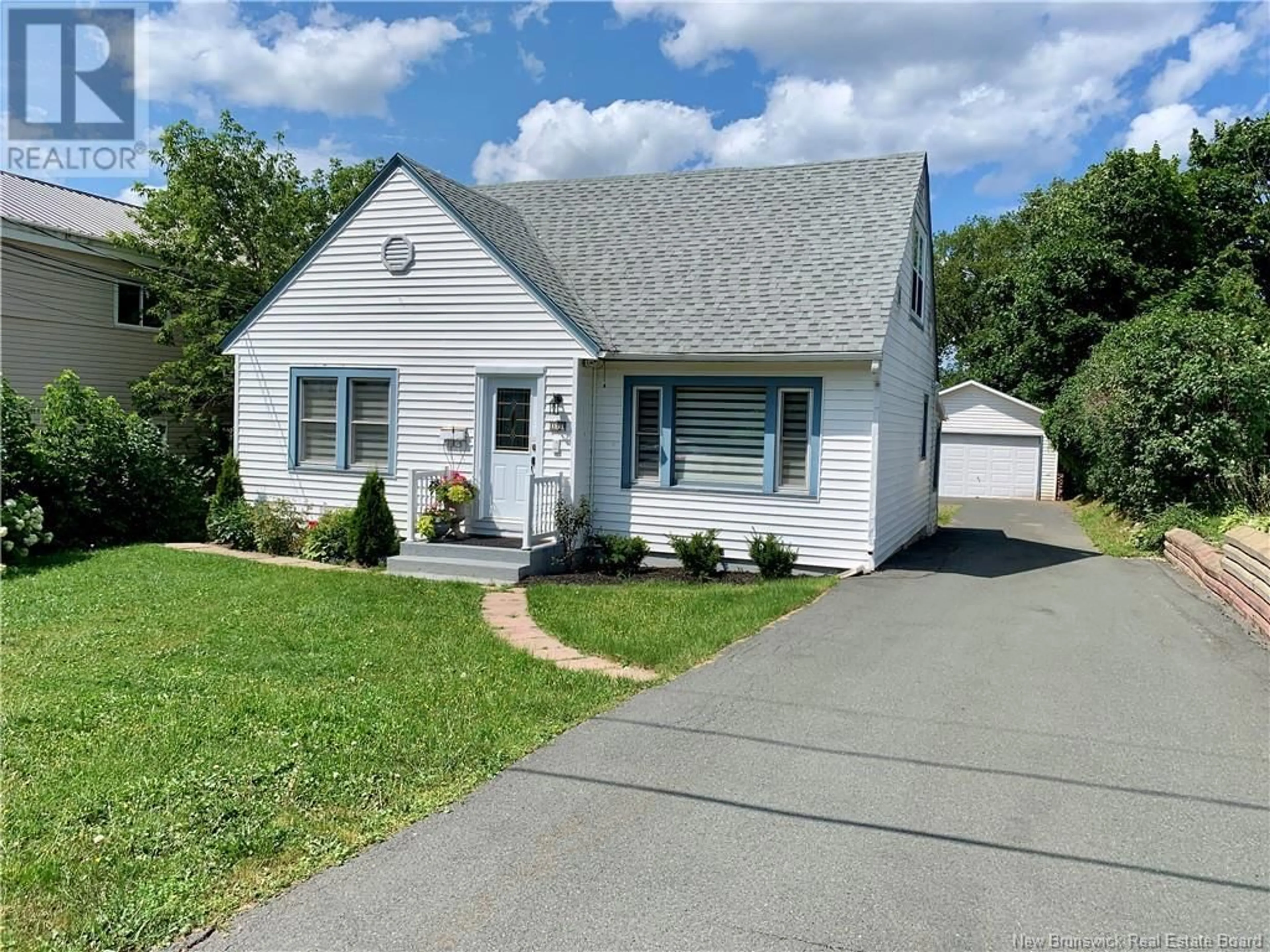 Frontside or backside of a home for 175 Union, Bathurst New Brunswick E2A1H2