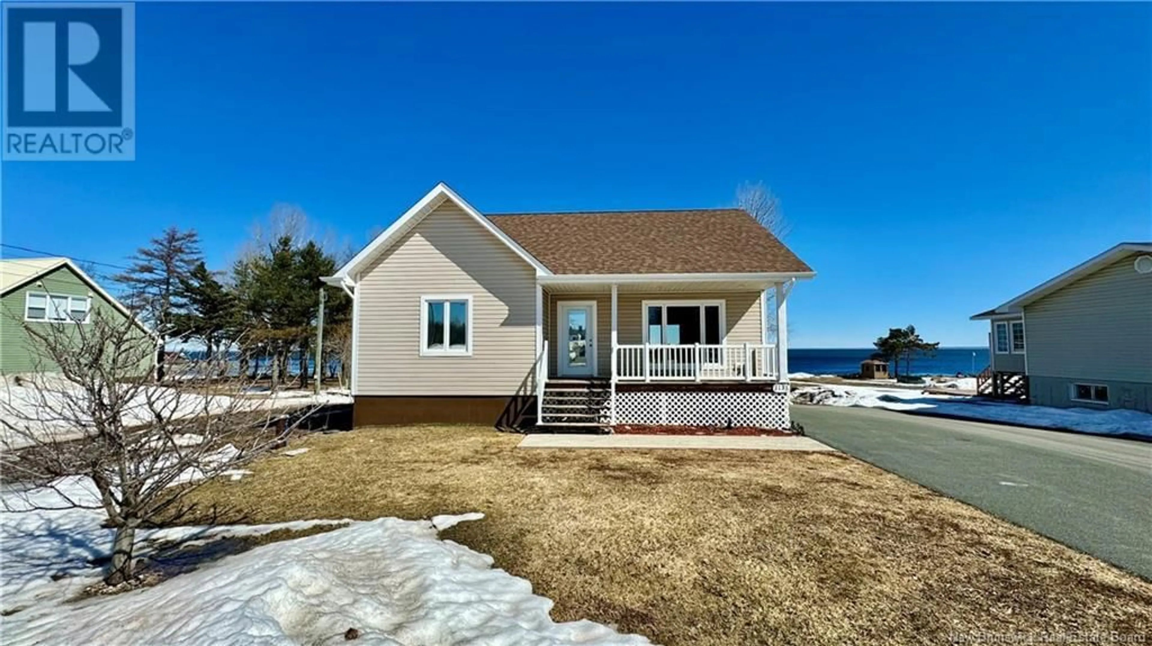 Home with vinyl exterior material, water/lake/river/ocean view for 1131 ROUTE 134, Petit-Rocher-Sud New Brunswick E8J1C4