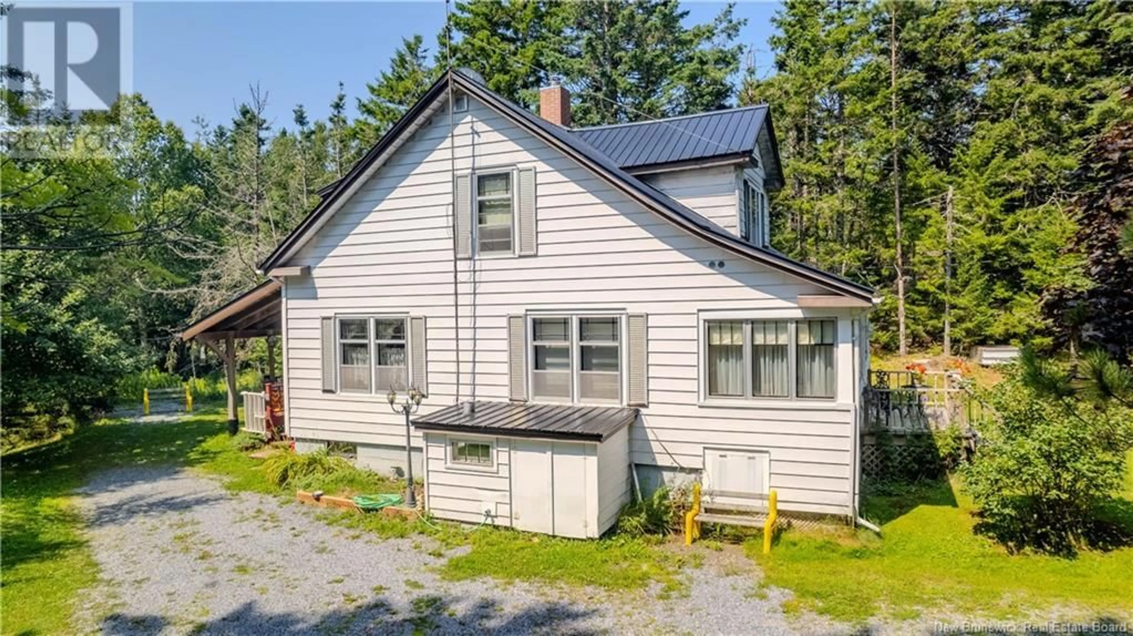 A pic from outside/outdoor area/front of a property/back of a property/a pic from drone, street for 1232 172 ROUTE, L'etete New Brunswick E5C2R4