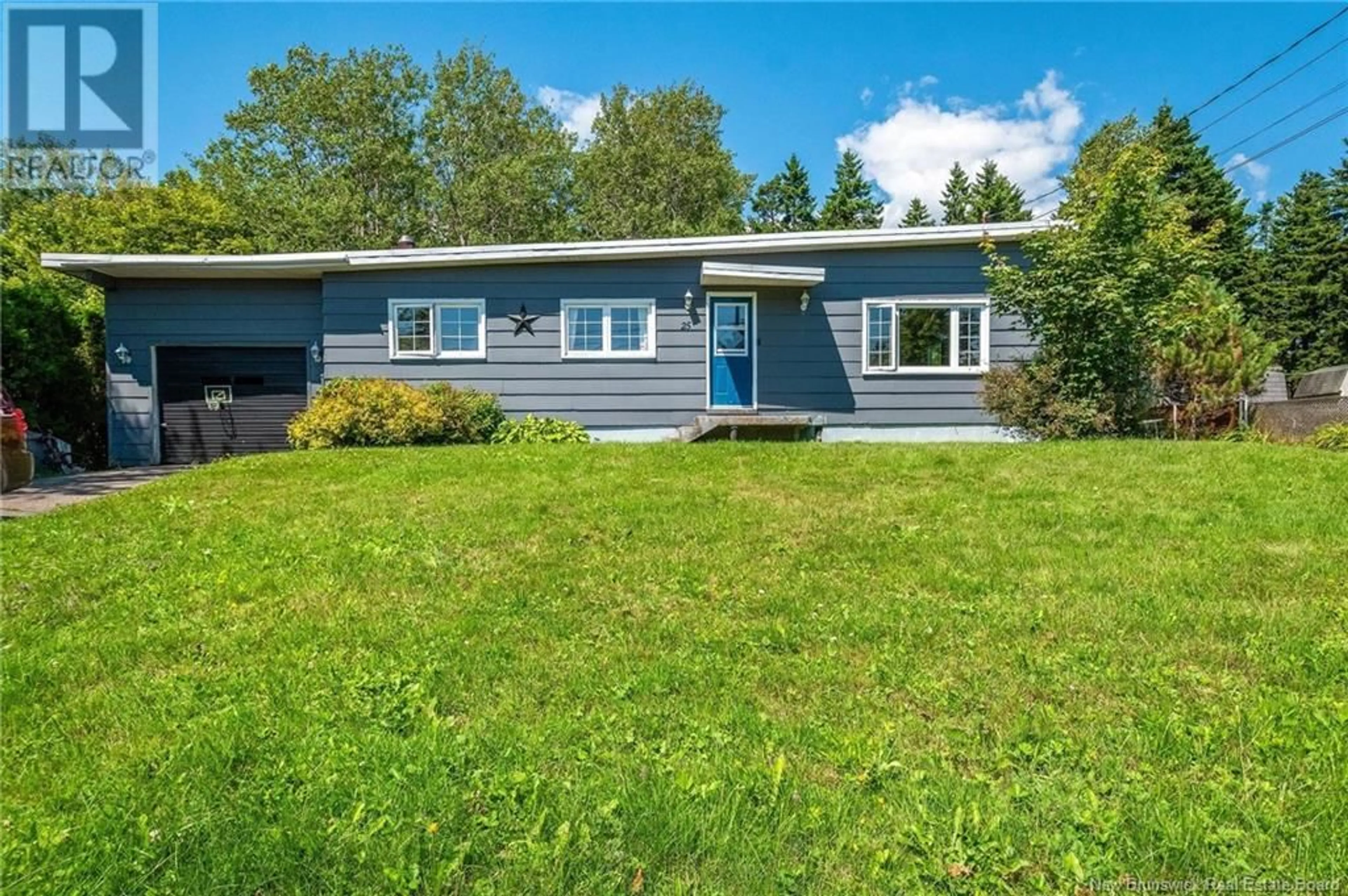 Cottage for 25 Sherwood Drive, Saint John New Brunswick E2J3H7