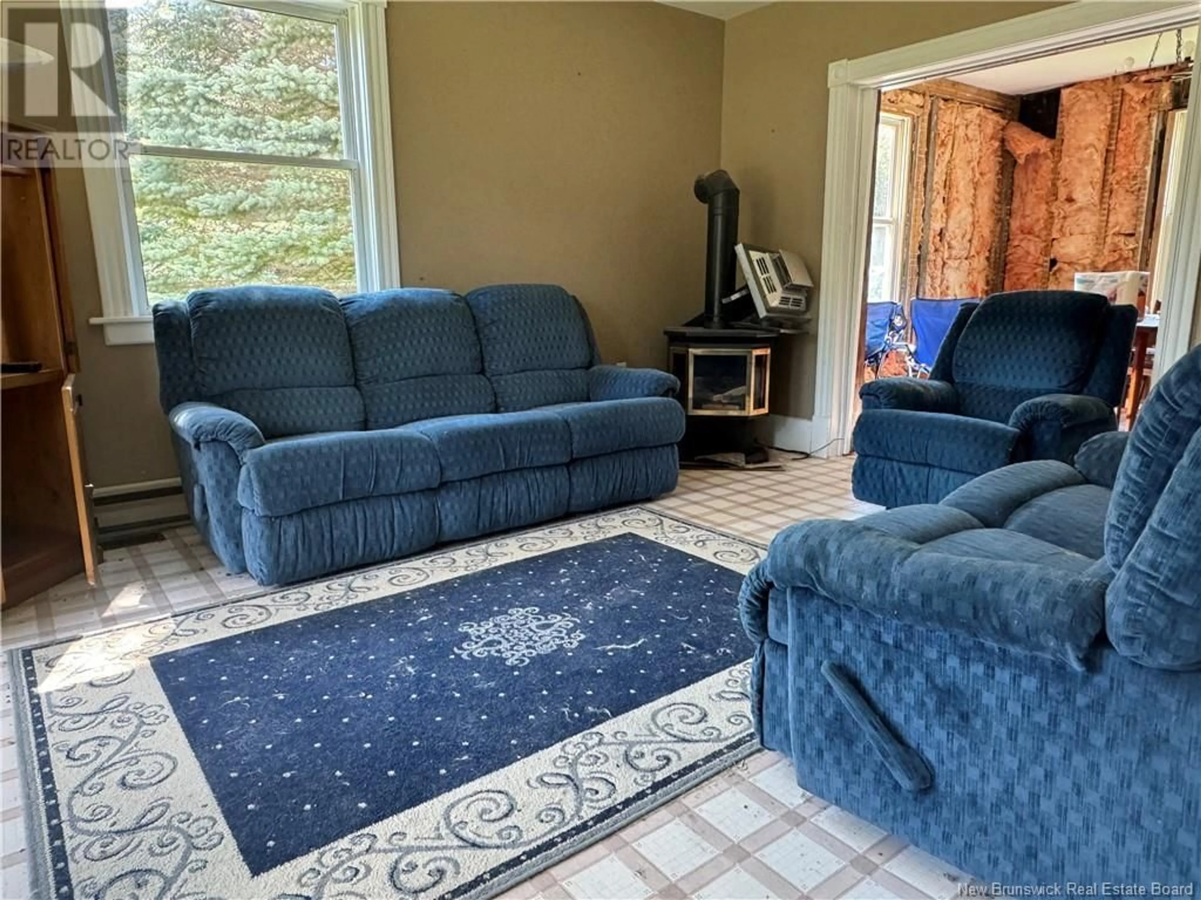 Living room, carpet floors for 5217 Hwy 108, Lower Derby New Brunswick E1V5B6