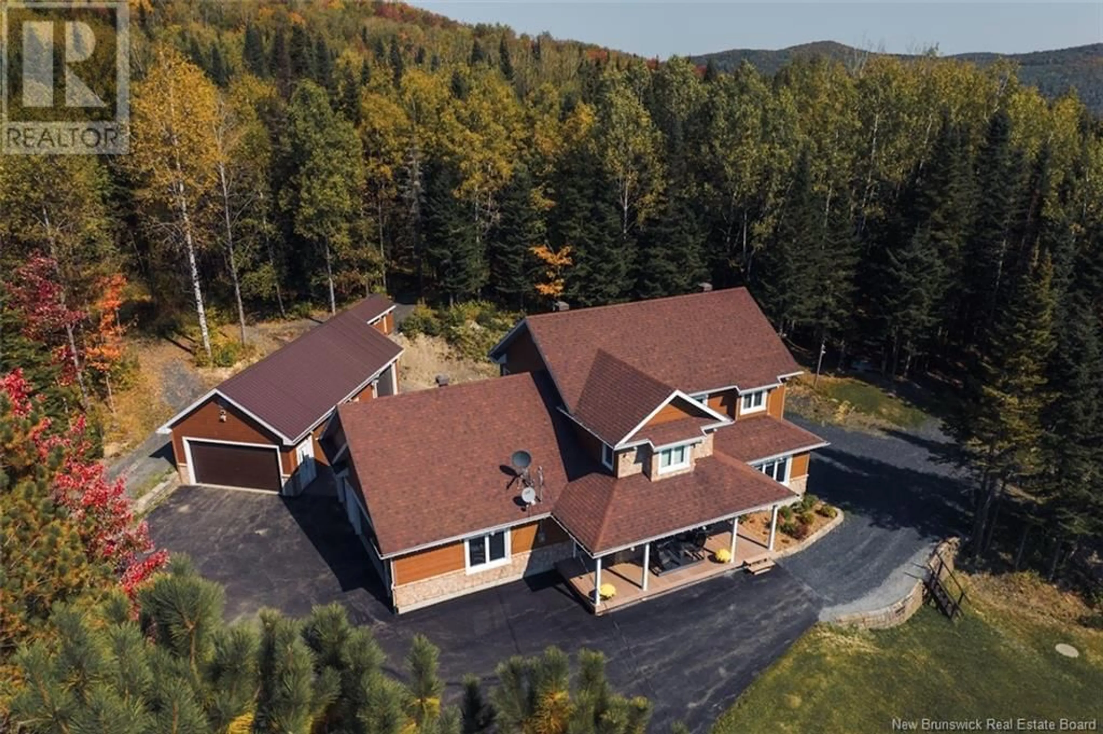 A pic from outside/outdoor area/front of a property/back of a property/a pic from drone, mountain view for 2e - 1454 SAULT ROAD, Saint-Joseph-De-Madawaska New Brunswick E7B2L7