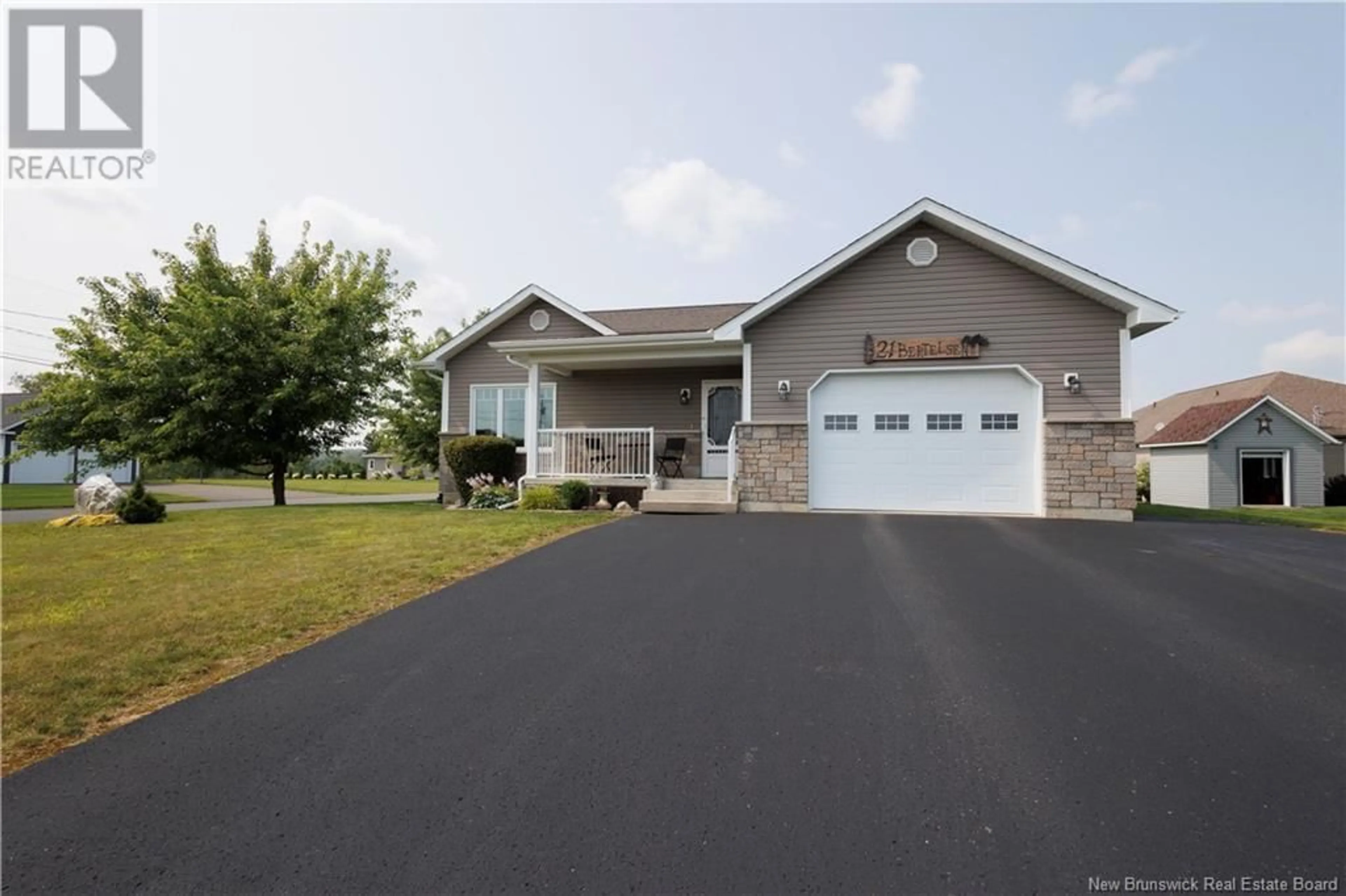 Frontside or backside of a home, the street view for 21 Bertelson Street, Grand-Sault/Grand Falls New Brunswick E3Y4A2