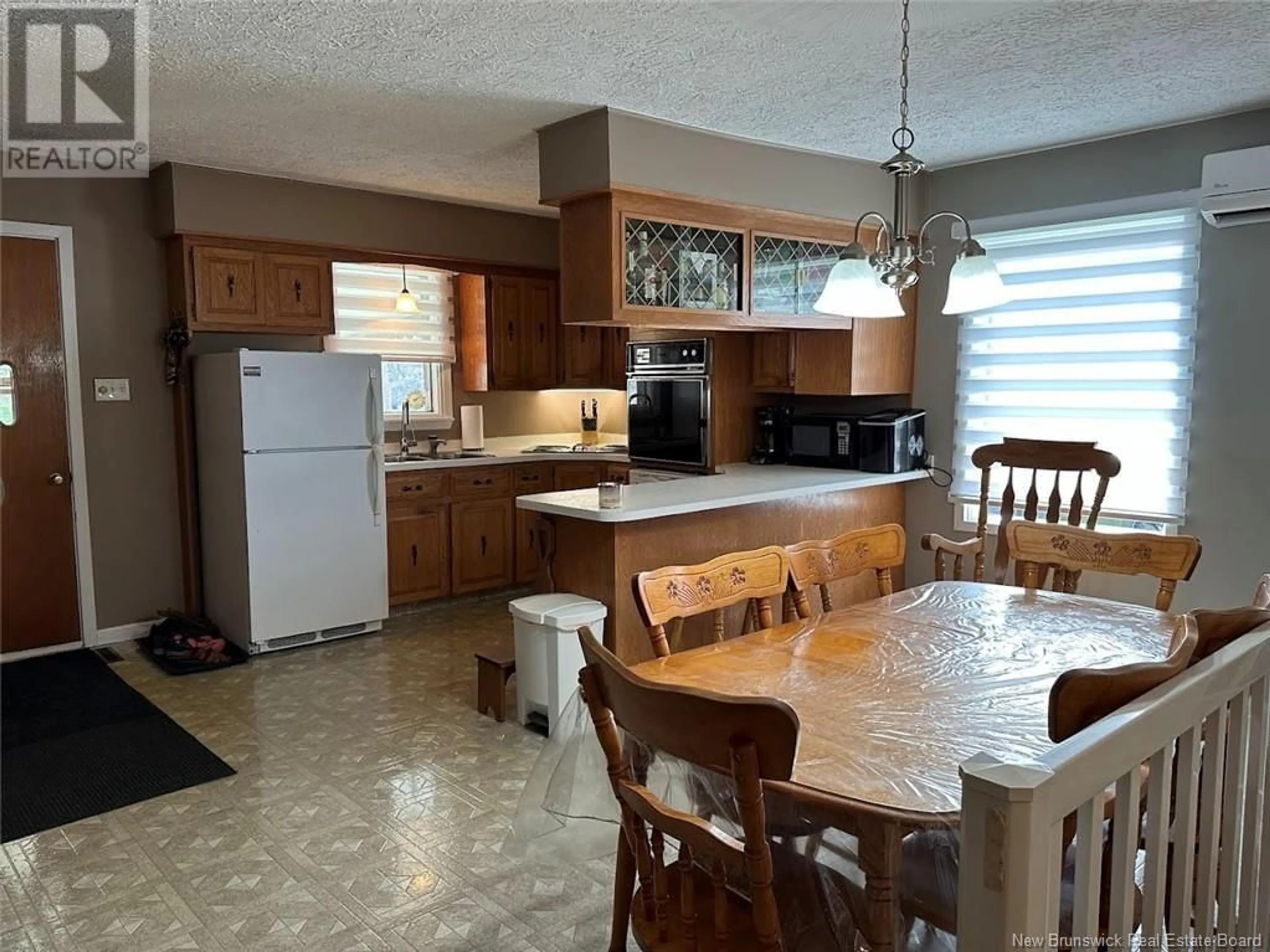 Open concept kitchen for 1023 Principale Street, Saint-Basile New Brunswick E7C1L8