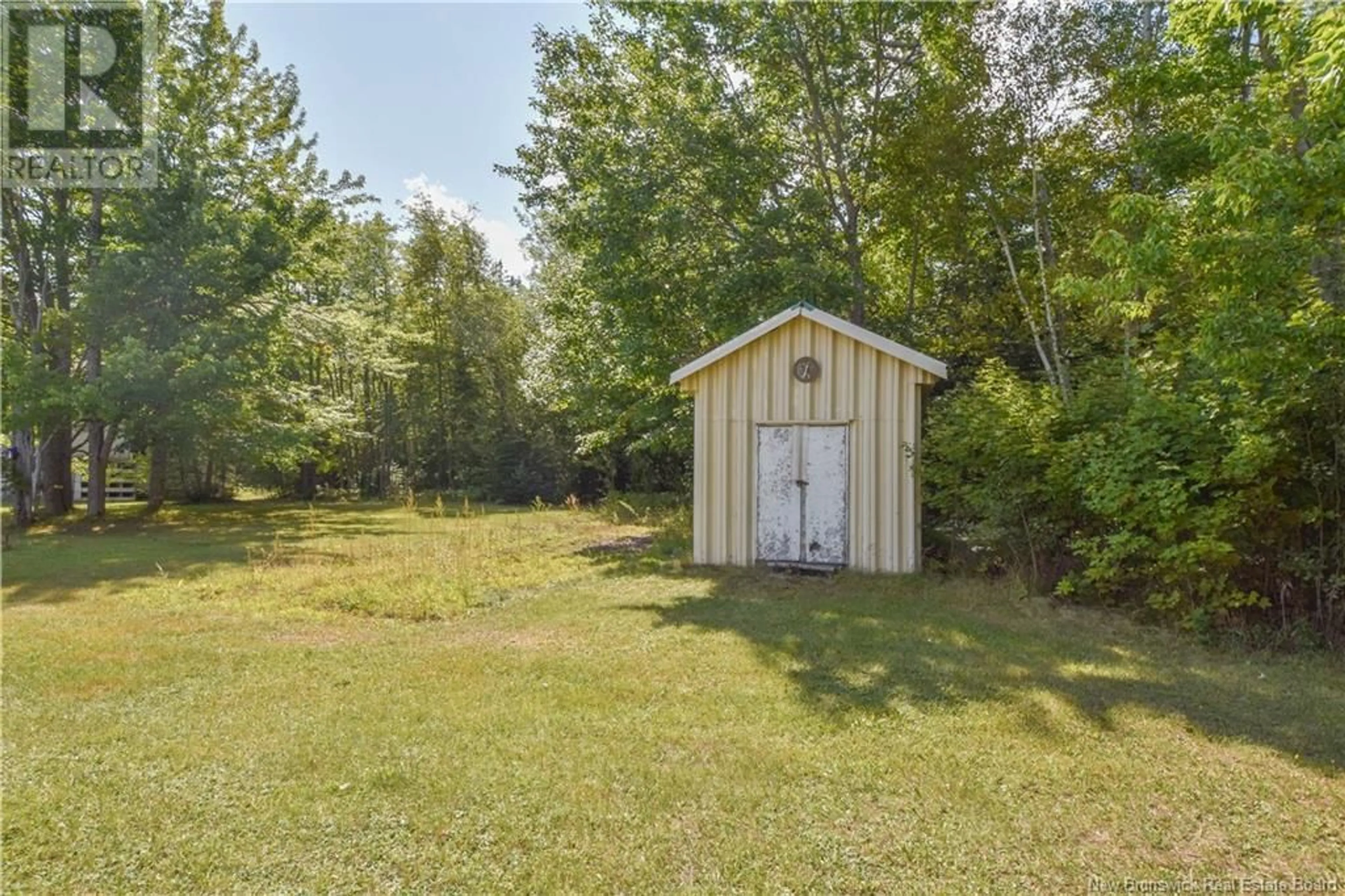 Shed for 564 Saint-Joseph Boulevard, Saint-Léolin New Brunswick E8N2N1