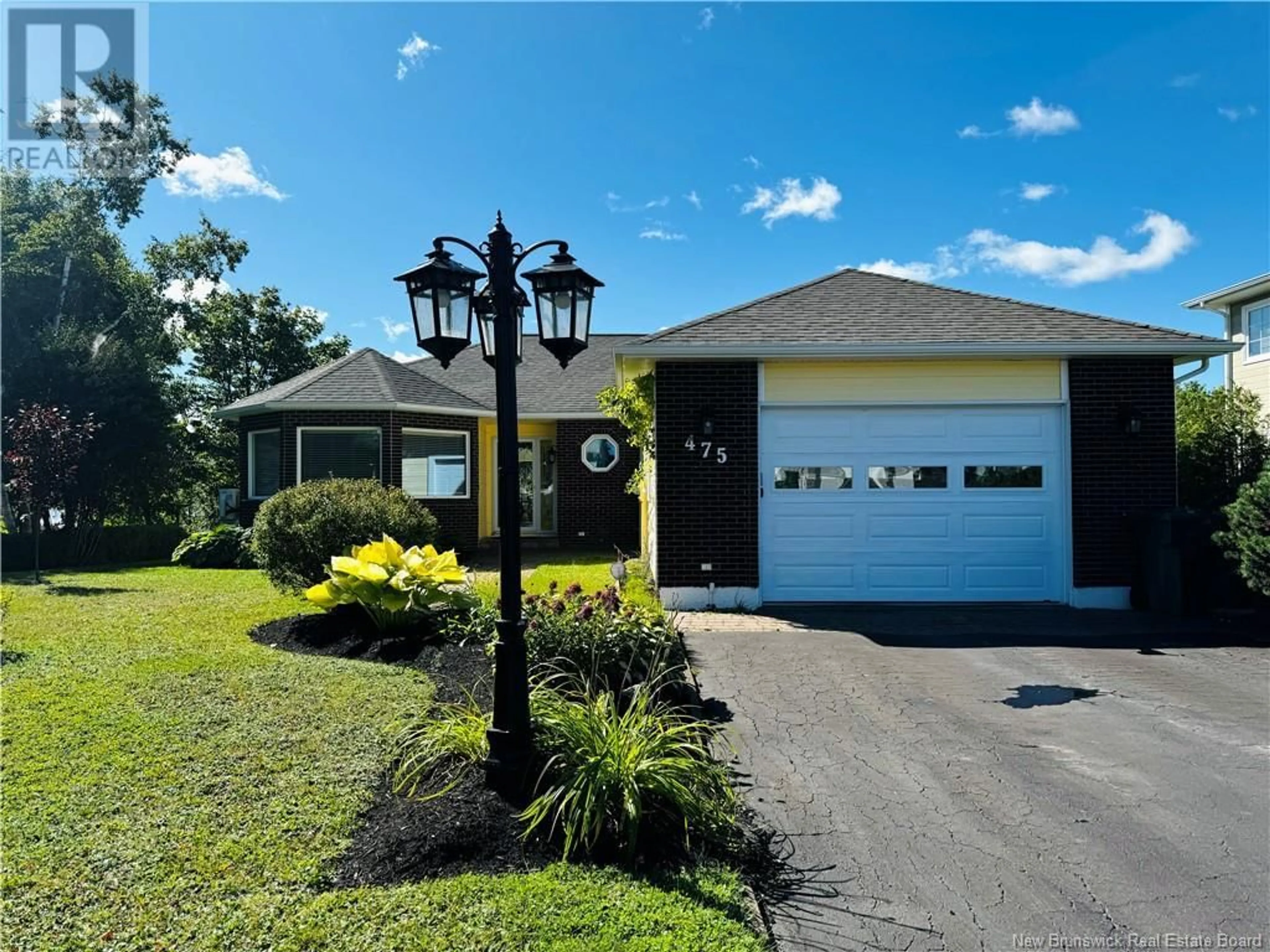 Frontside or backside of a home, cottage for 475 Carter, Bathurst New Brunswick E2A4S1