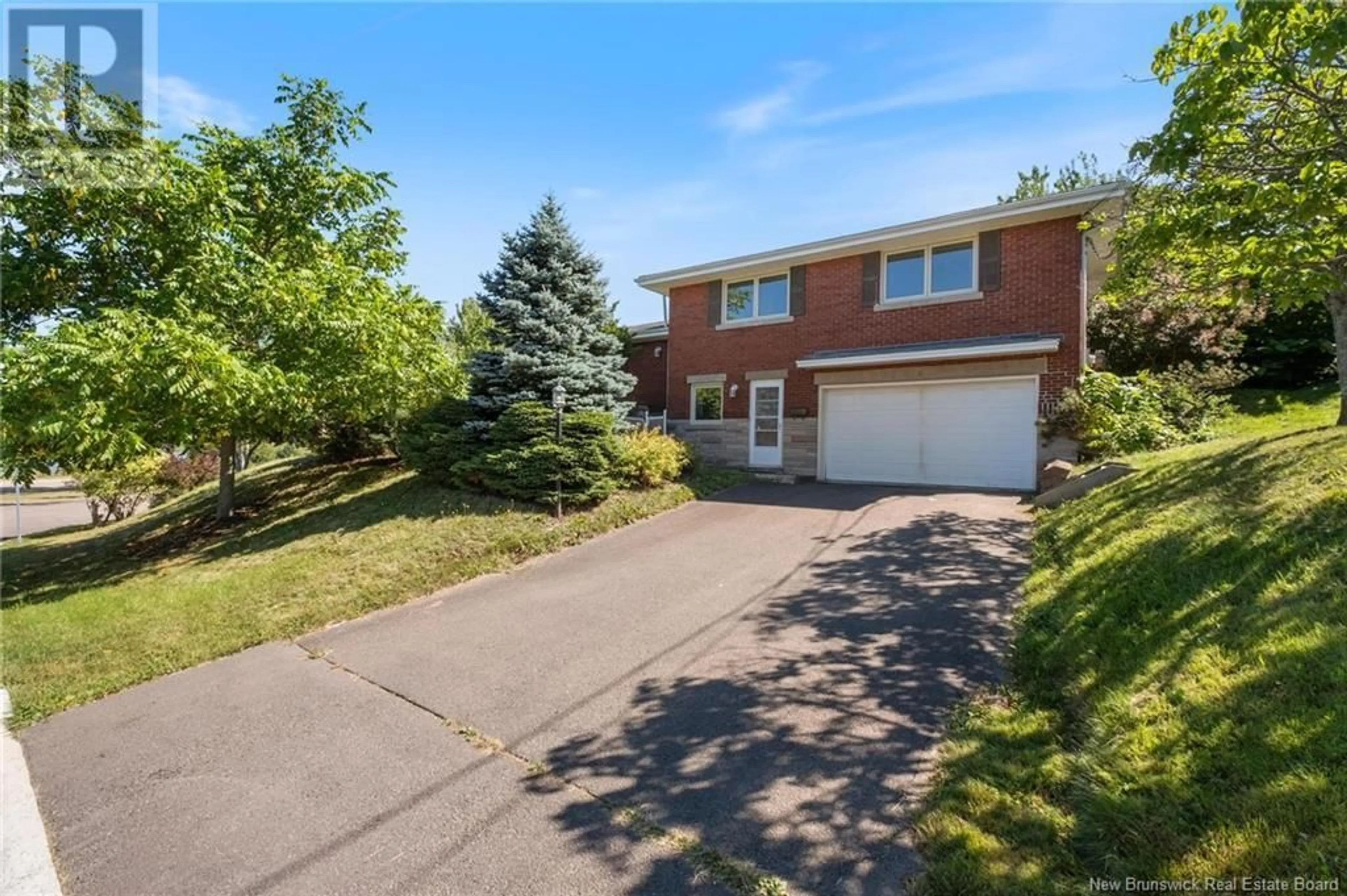 A pic from outside/outdoor area/front of a property/back of a property/a pic from drone, street for 12 ATHLONE AVENUE, Moncton New Brunswick E1E1R9