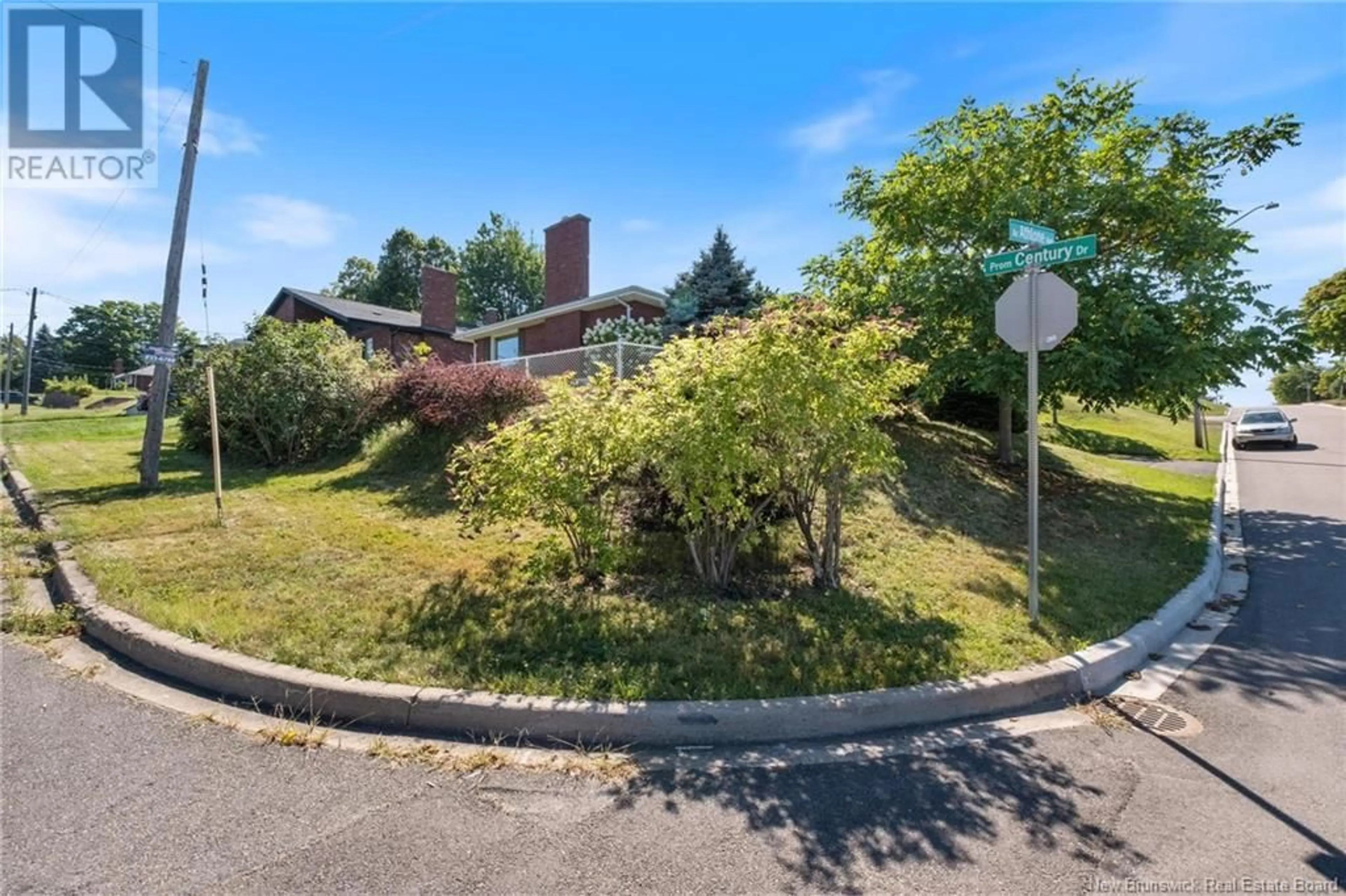 A pic from outside/outdoor area/front of a property/back of a property/a pic from drone, street for 12 Athlone Avenue, Moncton New Brunswick E1E1R9