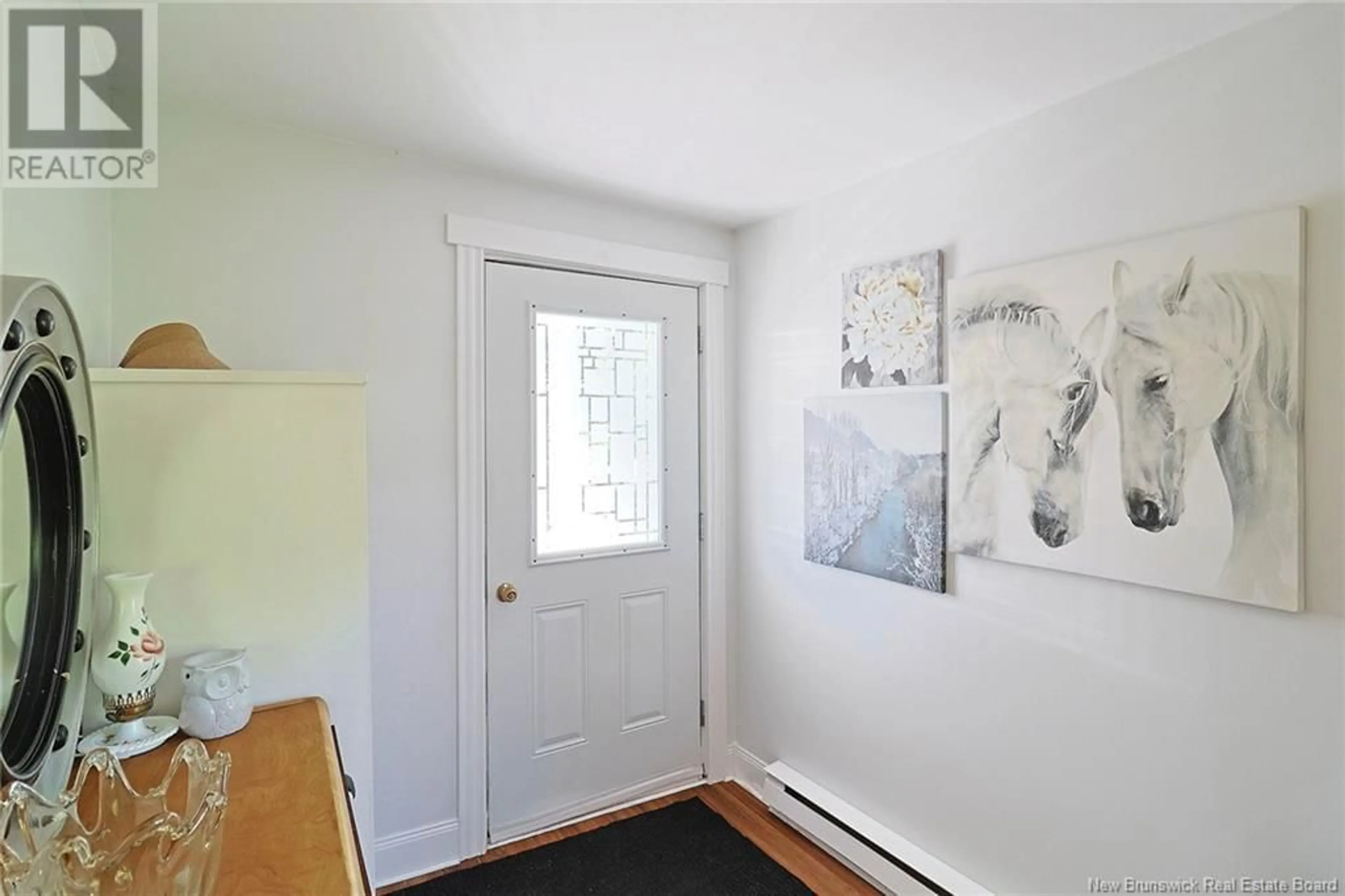 Indoor entryway, wood floors for 892 Pleasant Drive, Minto New Brunswick E4B3K1