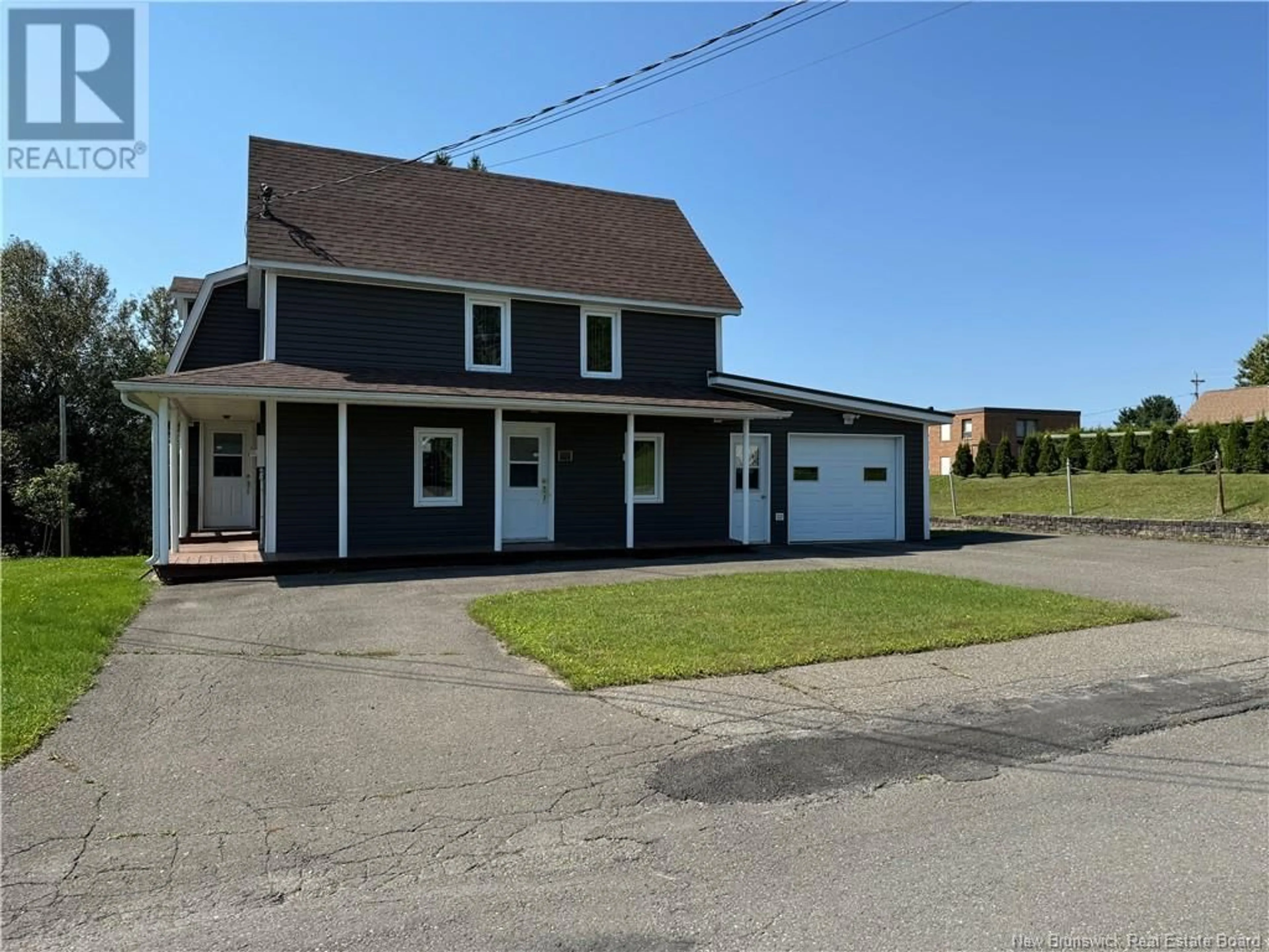 A pic from outside/outdoor area/front of a property/back of a property/a pic from drone, street for 83 COURT STREET, Grand-Sault/Grand Falls New Brunswick E3Z2P6