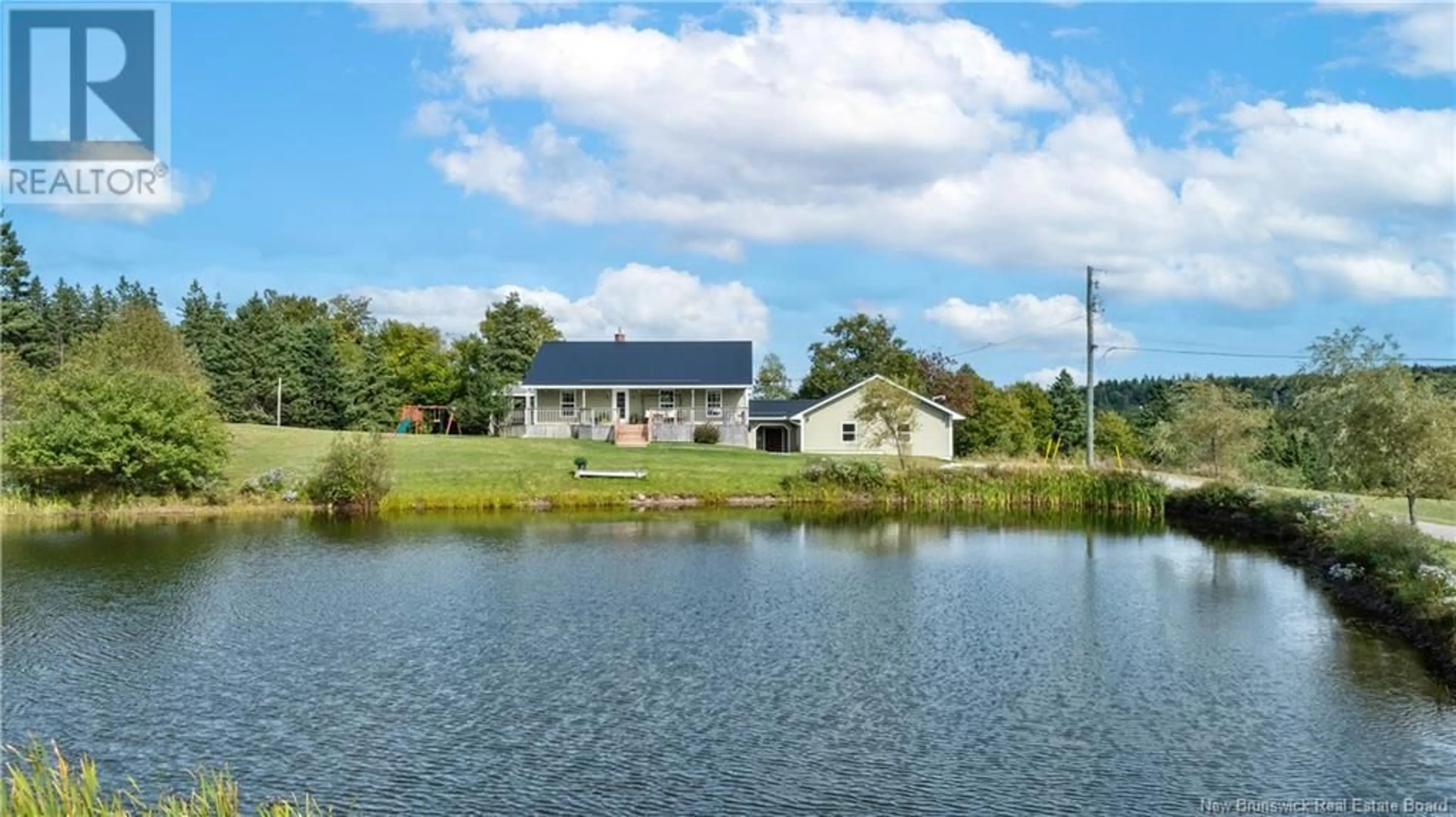 Cottage for 20 McMahon Lane, Quispamsis New Brunswick E2G2B9