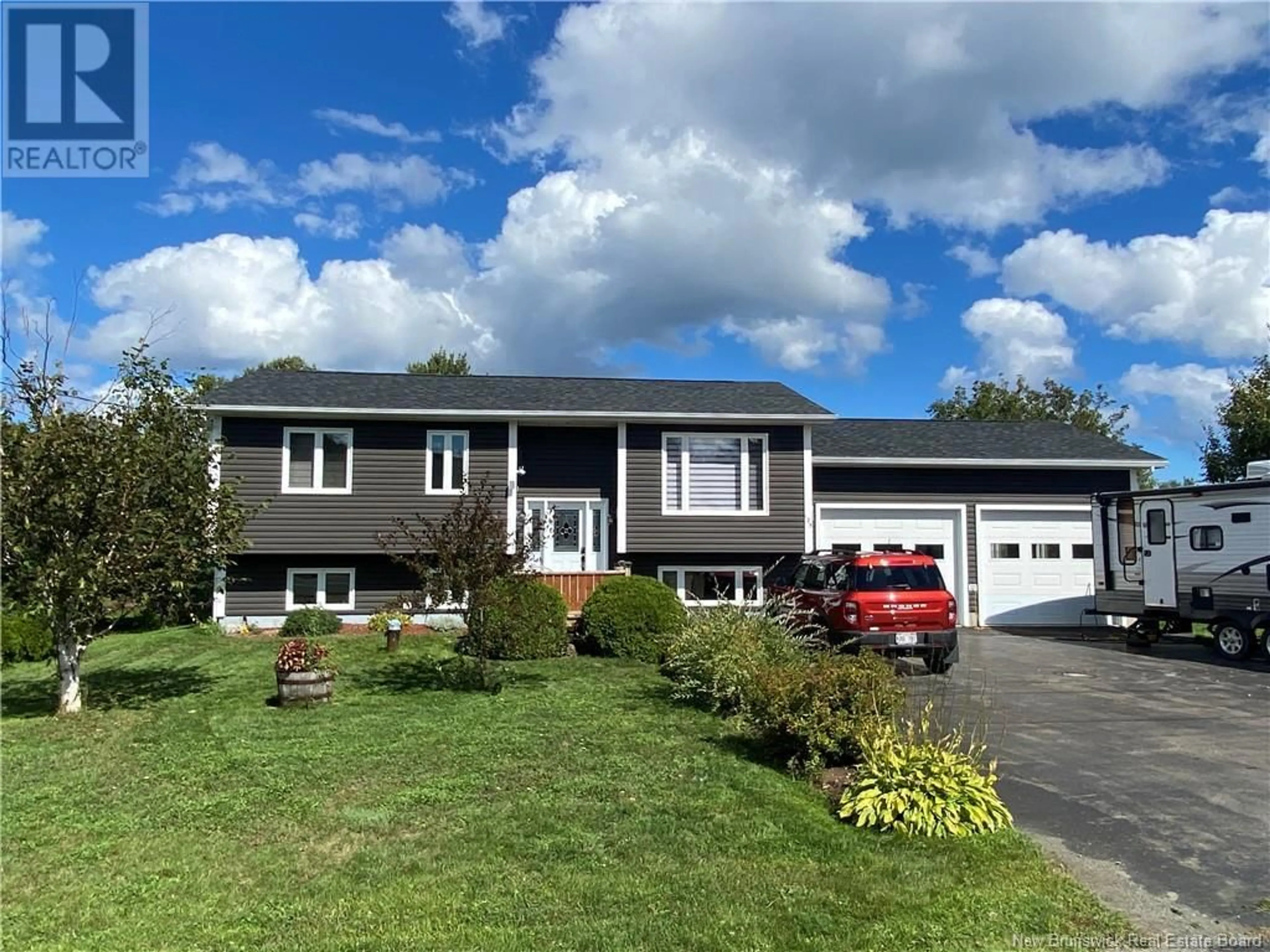 Frontside or backside of a home, cottage for 125 Rue Principale, Pointe-Verte New Brunswick E8J2V8