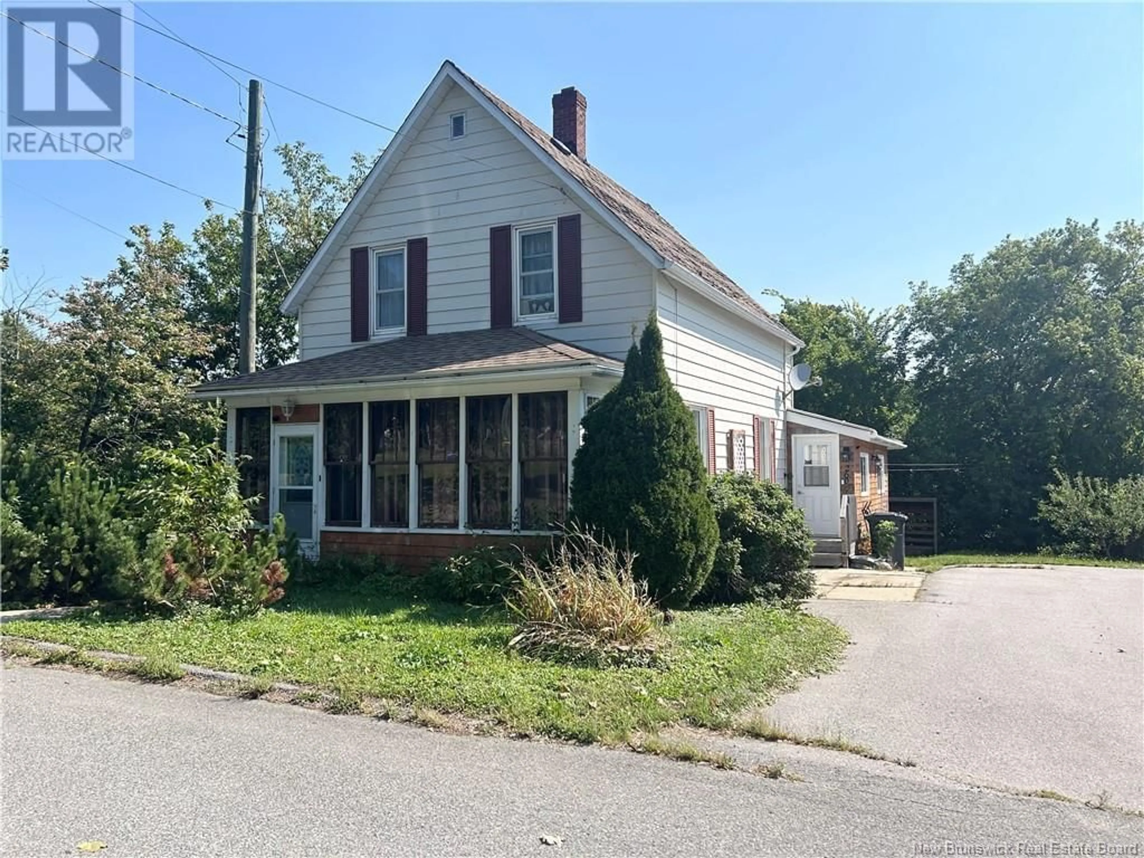 Frontside or backside of a home, the street view for 260 McKenzie Street, Miramichi New Brunswick E1V1V4