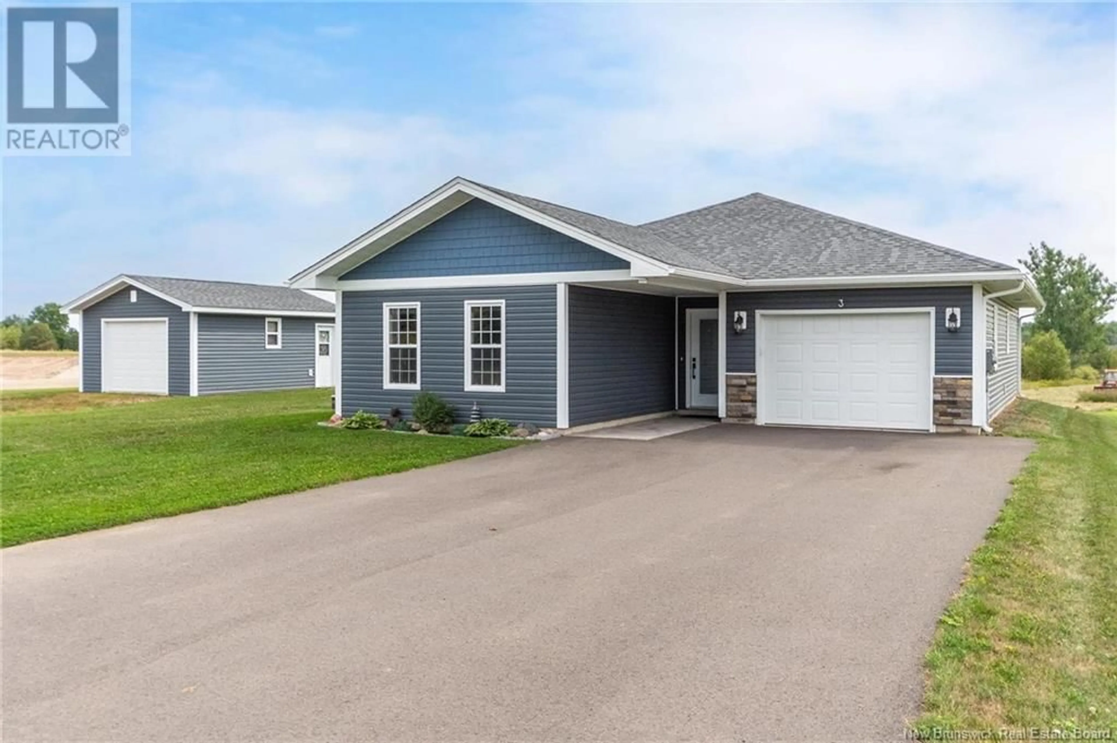 Frontside or backside of a home, cottage for 3 Fawcett Avenue, Petitcodiac New Brunswick E4Z4H3