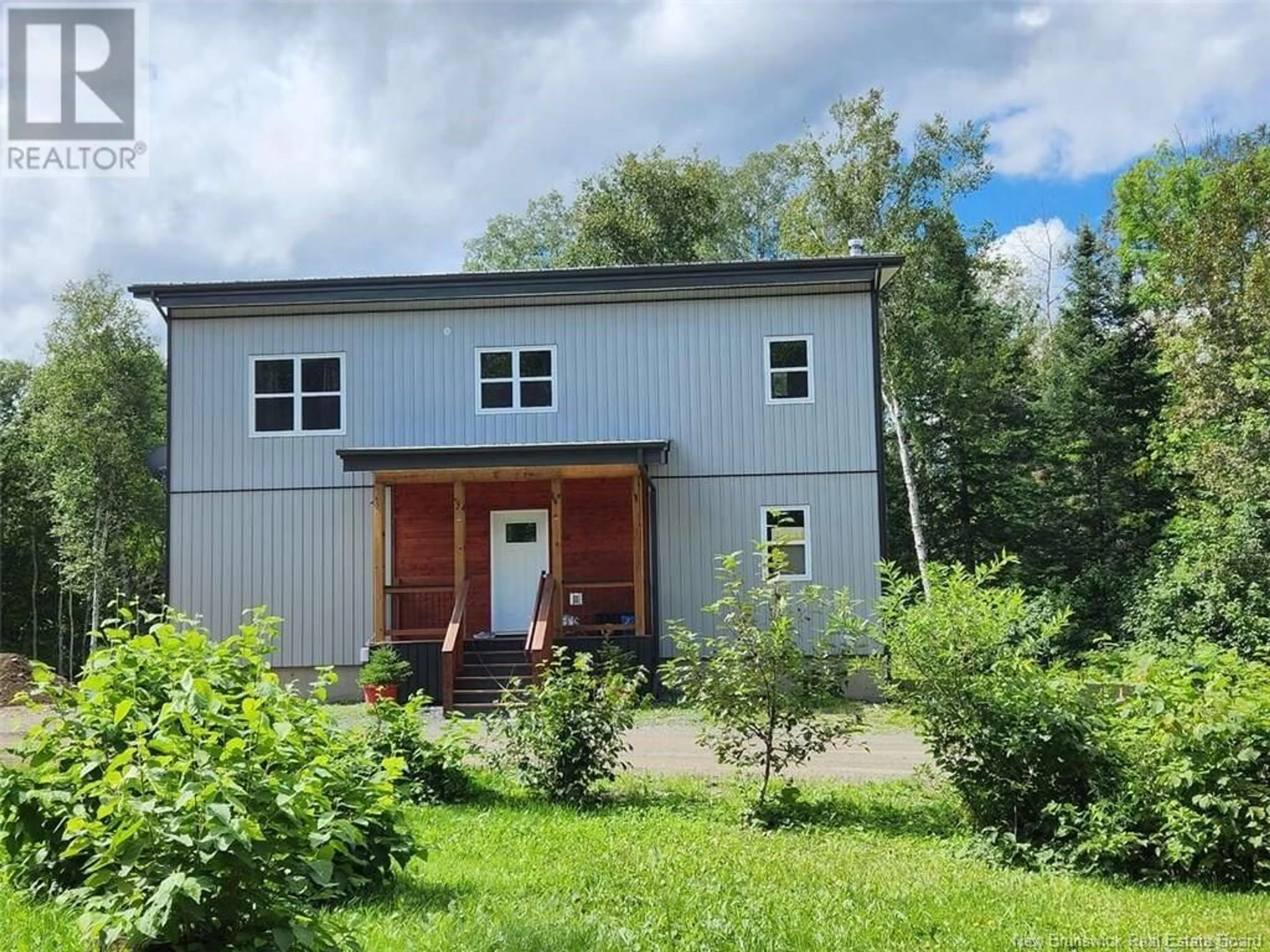 Shed for 326 CHEM DE LA GRANDE RIVIERE, Saint-Léonard New Brunswick E7E2K5