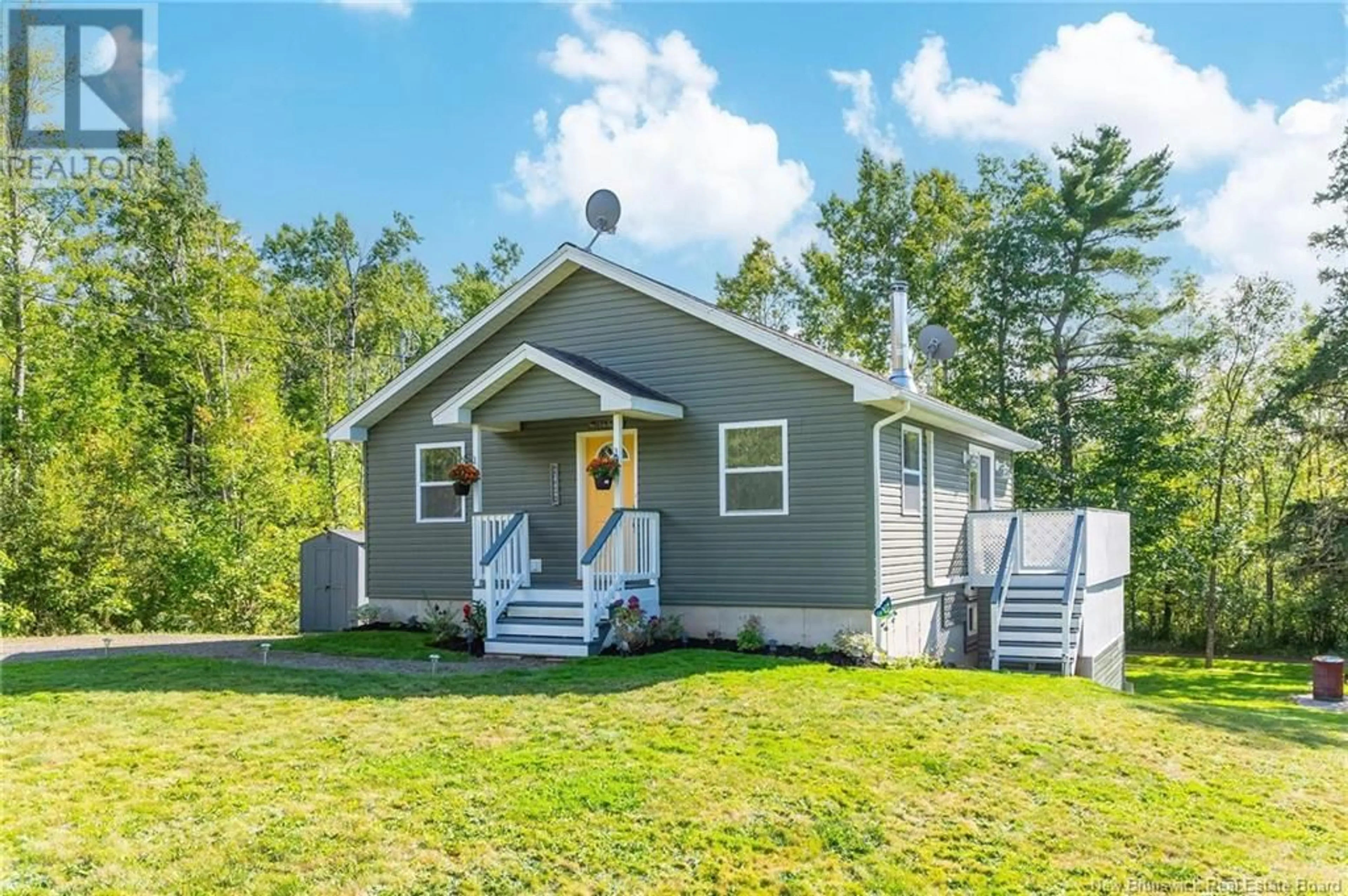 Frontside or backside of a home, cottage for 23 Holland Lane, Cambridge-Narrows New Brunswick E4C4P8