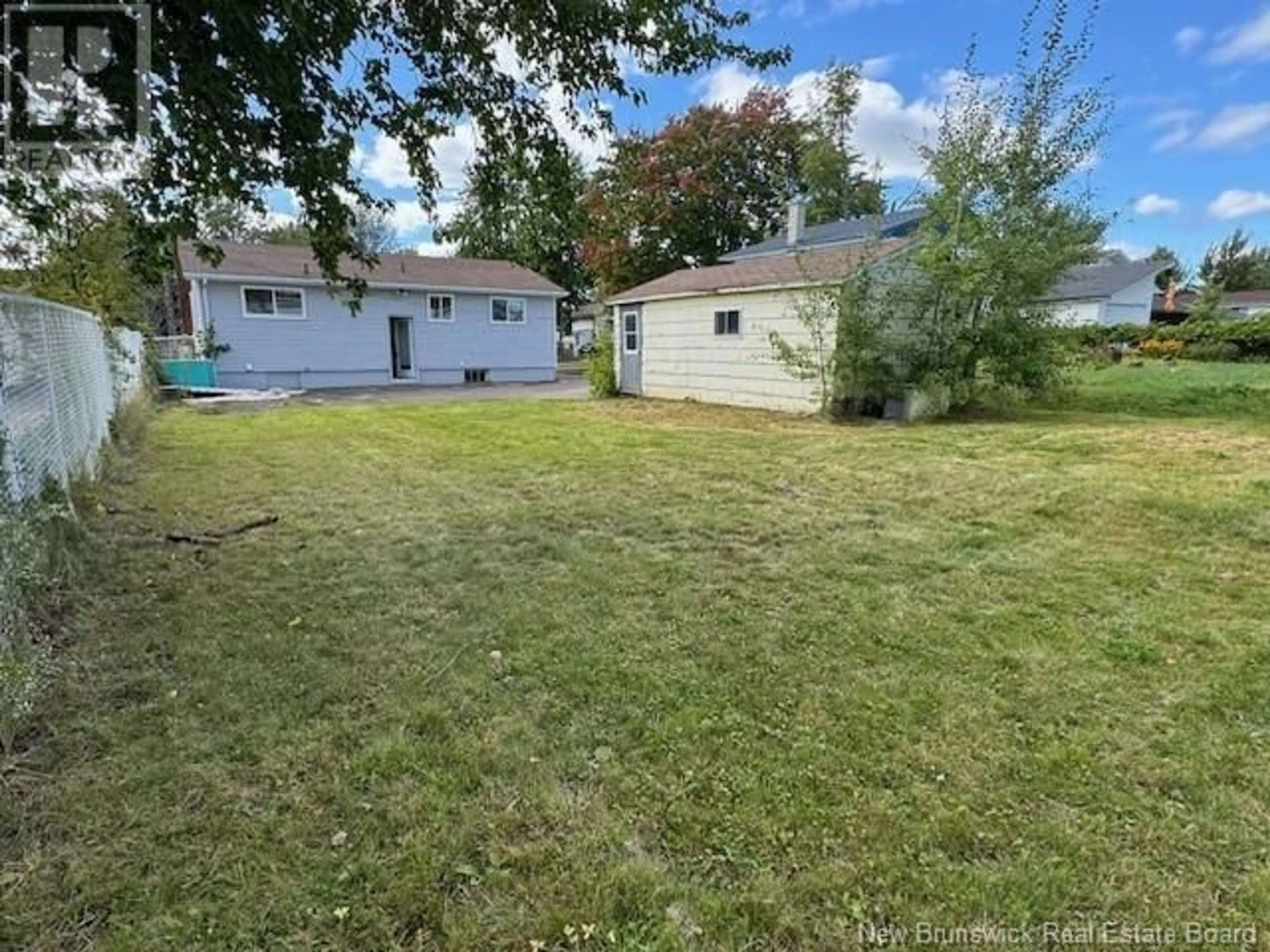 Fenced yard for 59 Second Avenue, Moncton New Brunswick E1C7X9