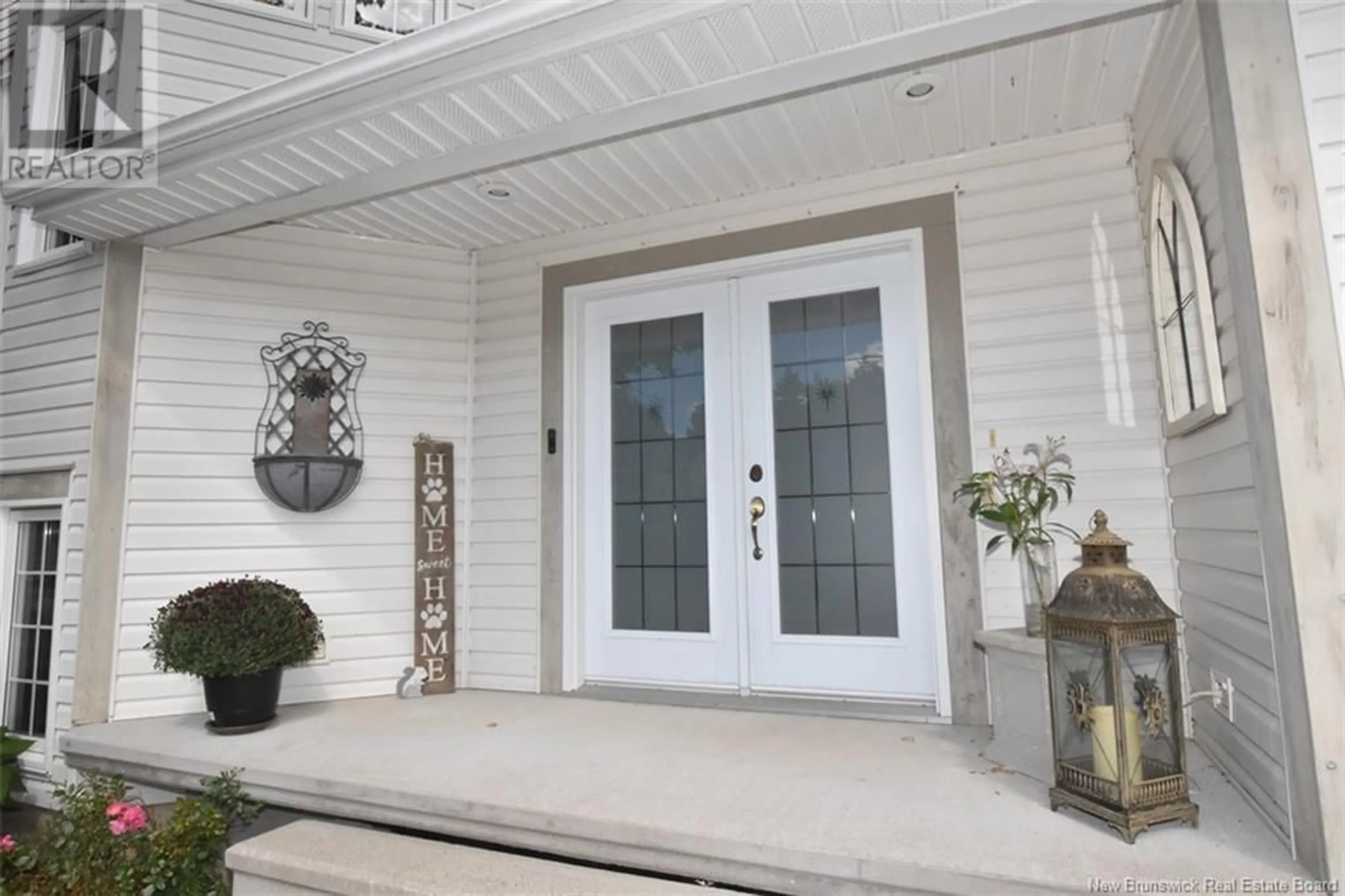 Indoor entryway for 80 Bellflower Street, New Maryland New Brunswick E3C1C2