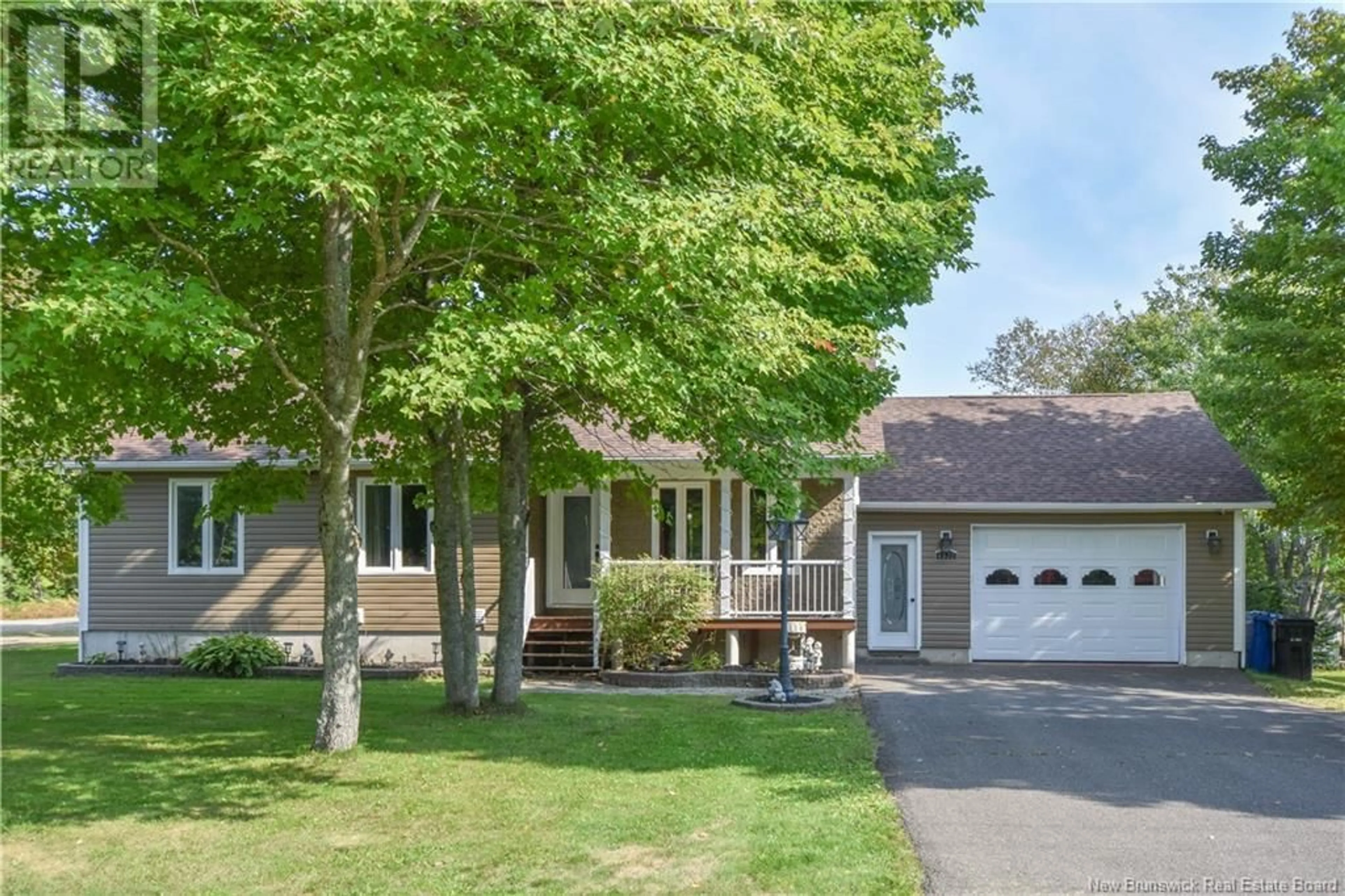 Frontside or backside of a home for 4022 Foster Street, Tracadie New Brunswick E1X1C3