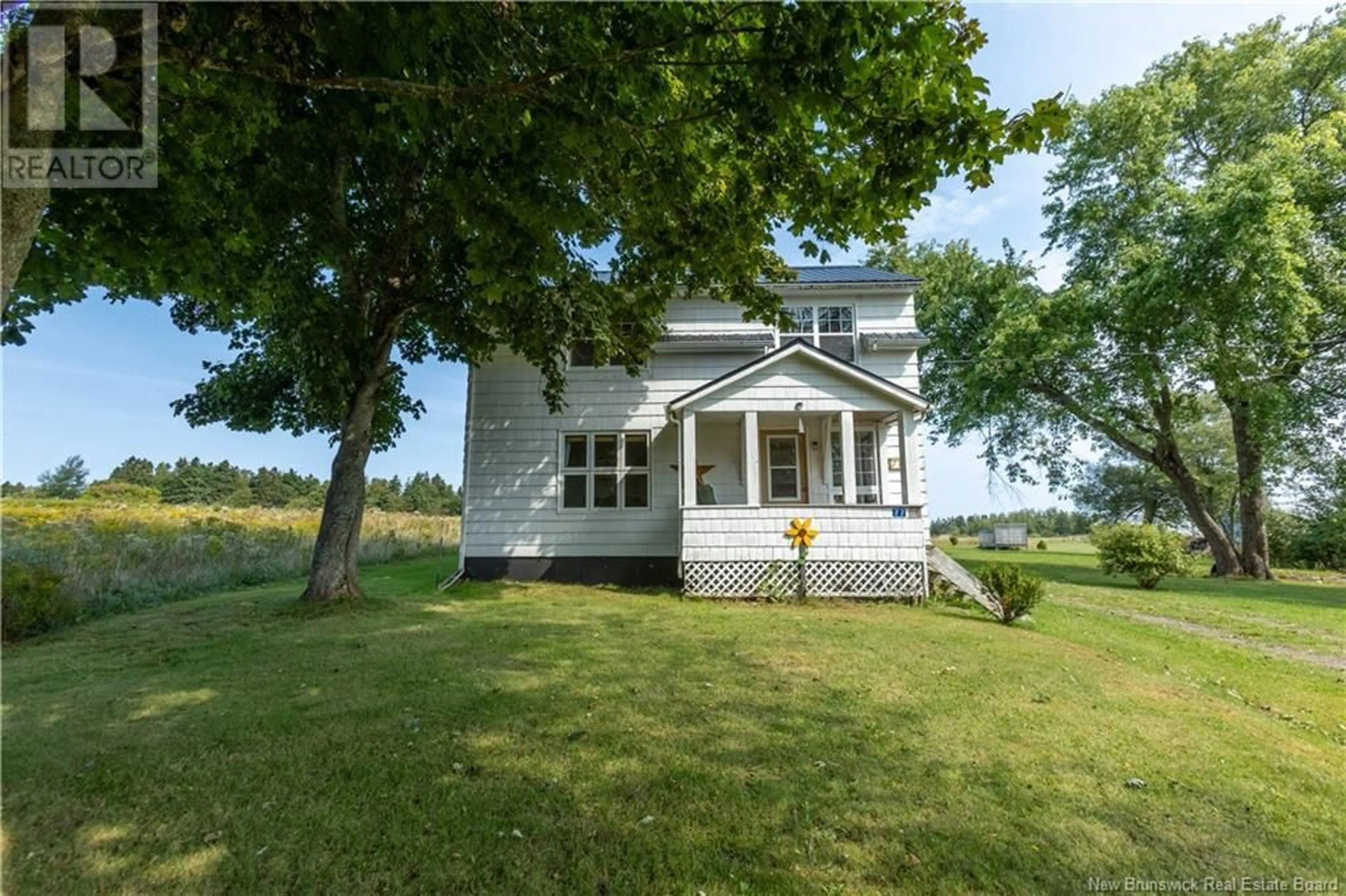 Frontside or backside of a home, cottage for 77 Route 955, Cape Tormentine New Brunswick E4M2A5