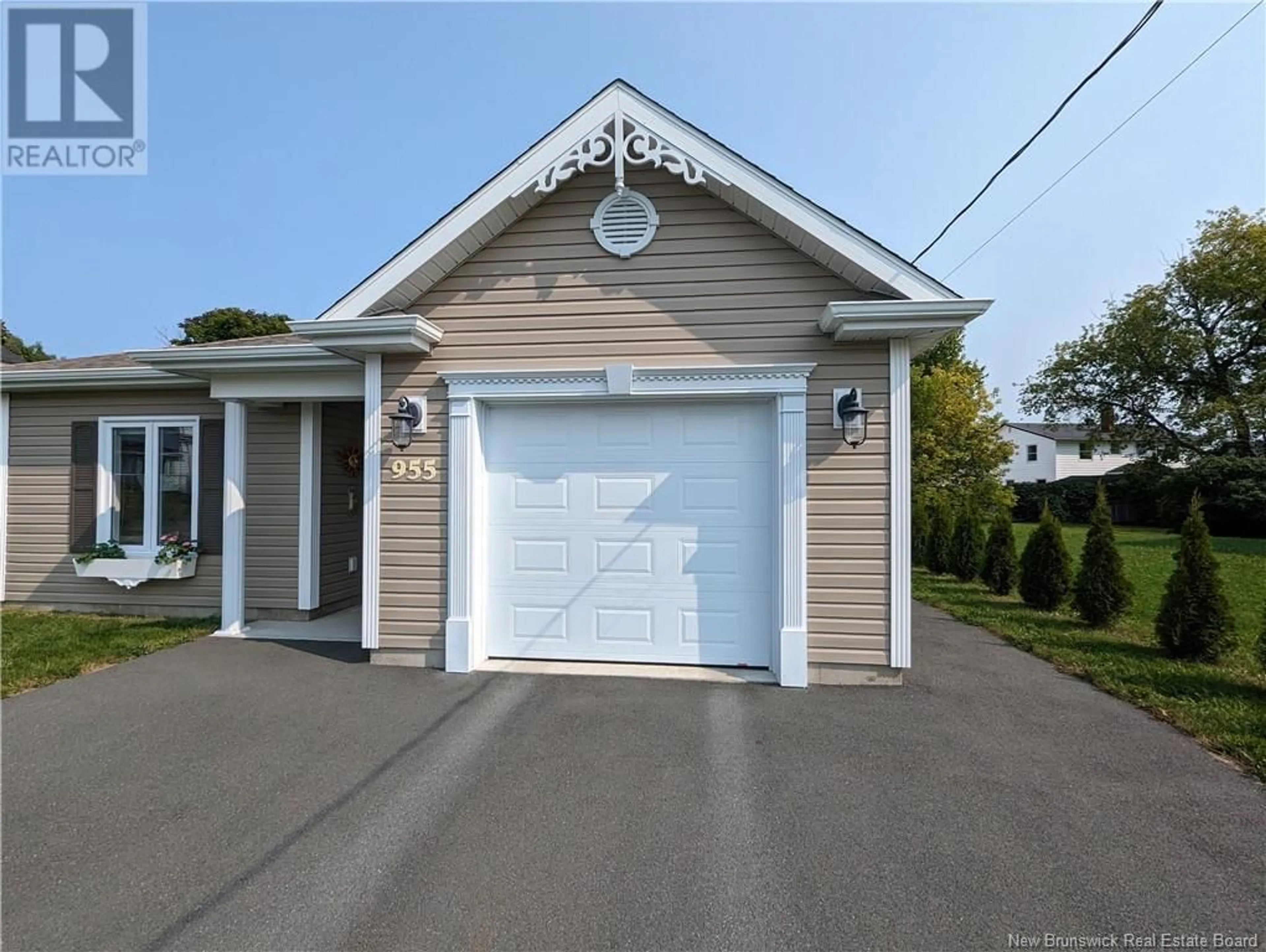 Frontside or backside of a home, the street view for 955 Riverside, Bathurst New Brunswick E2A2M9