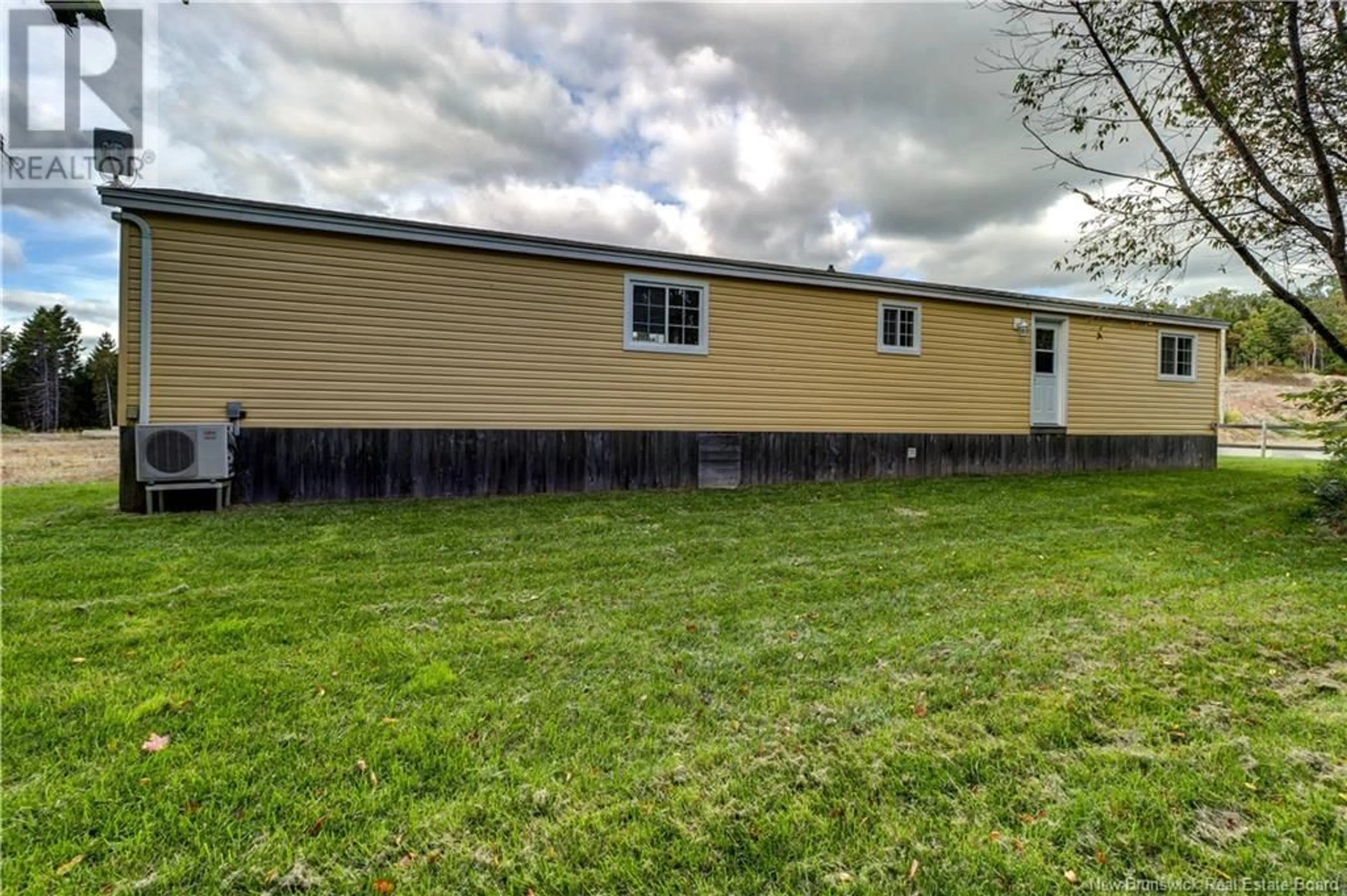 Frontside or backside of a home, the front or back of building for 25 Hayward Road, Damascus New Brunswick E2S1C4