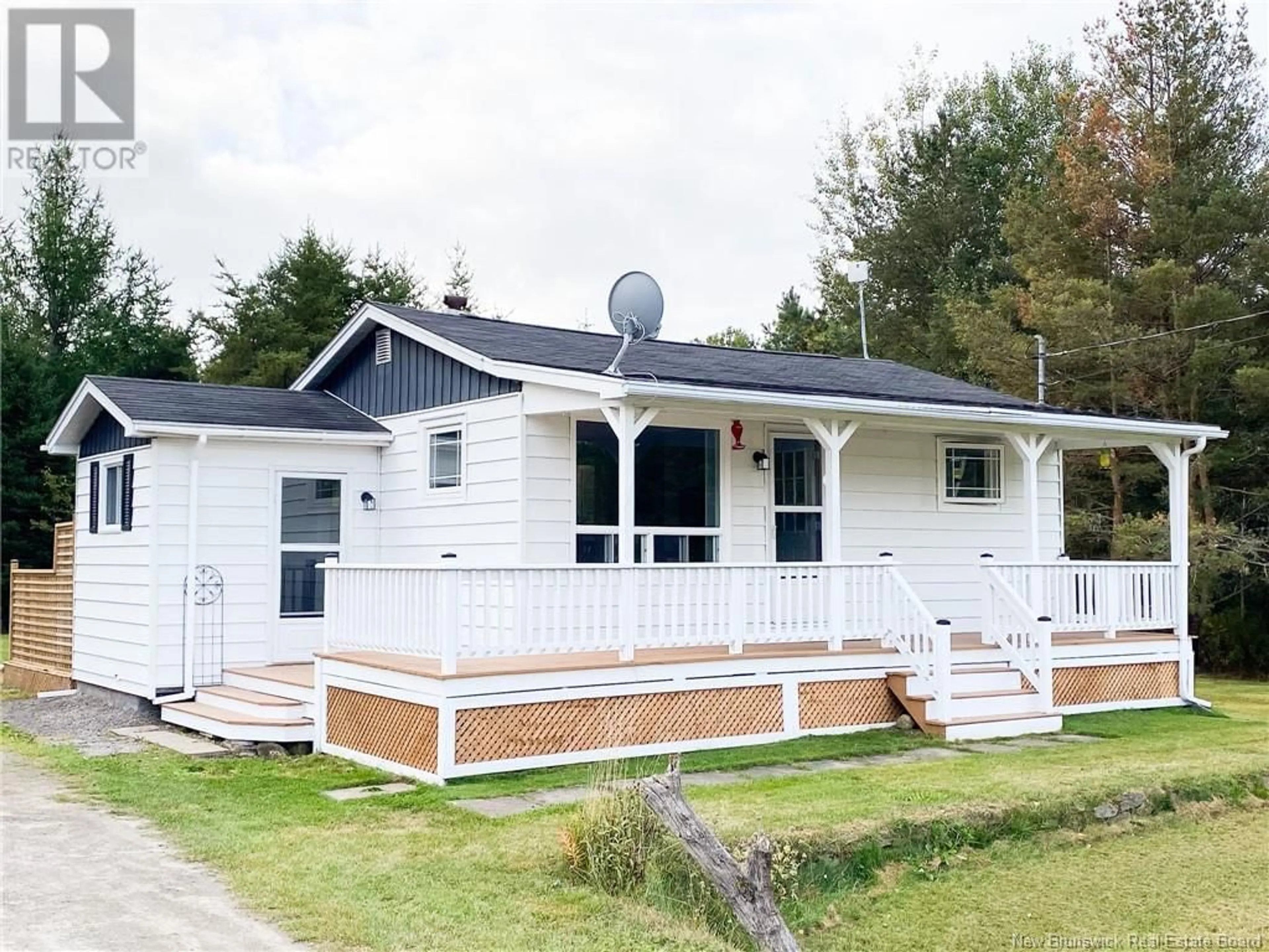 Cottage for 518 RTE 485, Saint-Paul New Brunswick E4T3K9