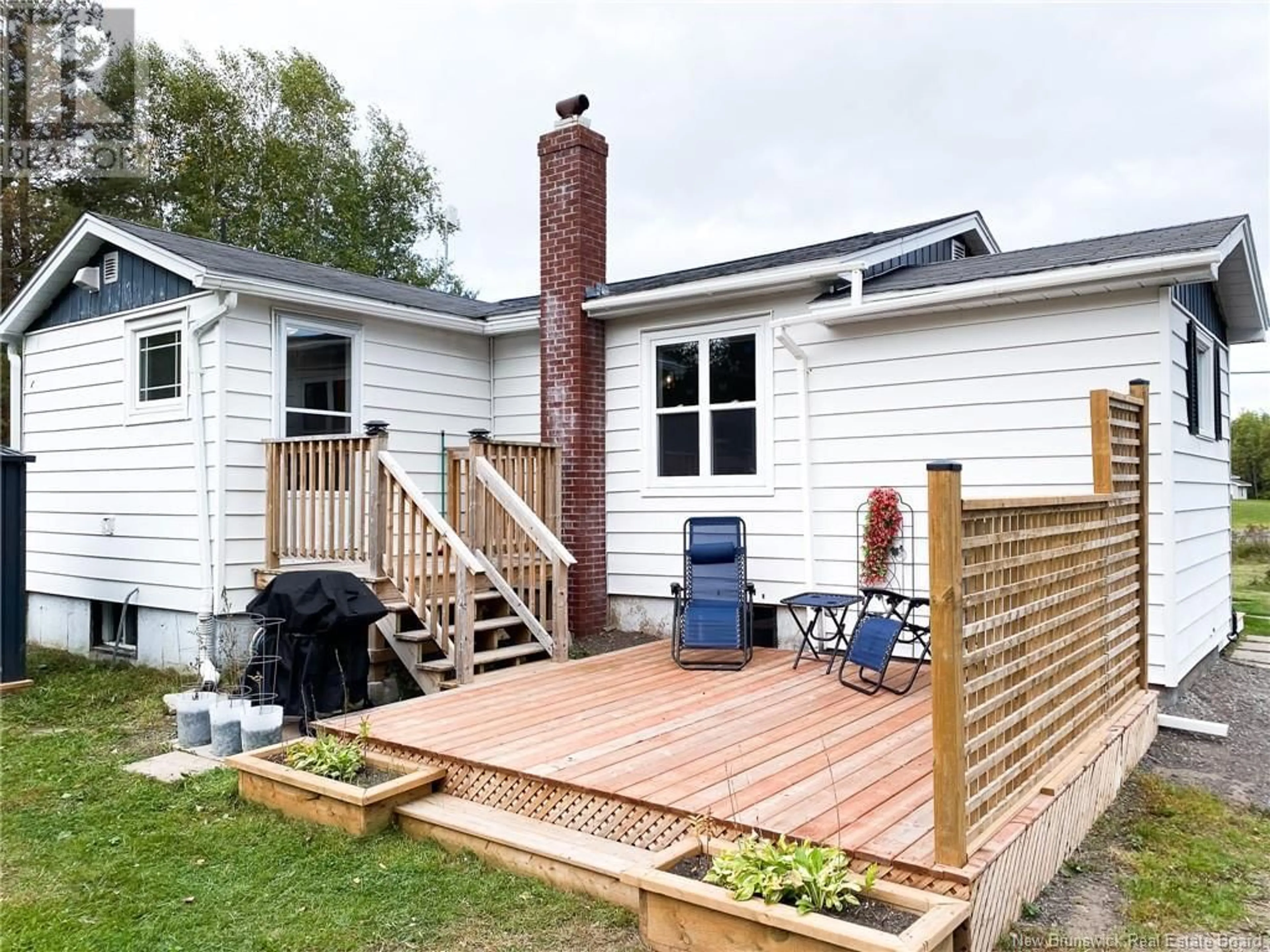 Patio for 518 RTE 485, Saint-Paul New Brunswick E4T3K9