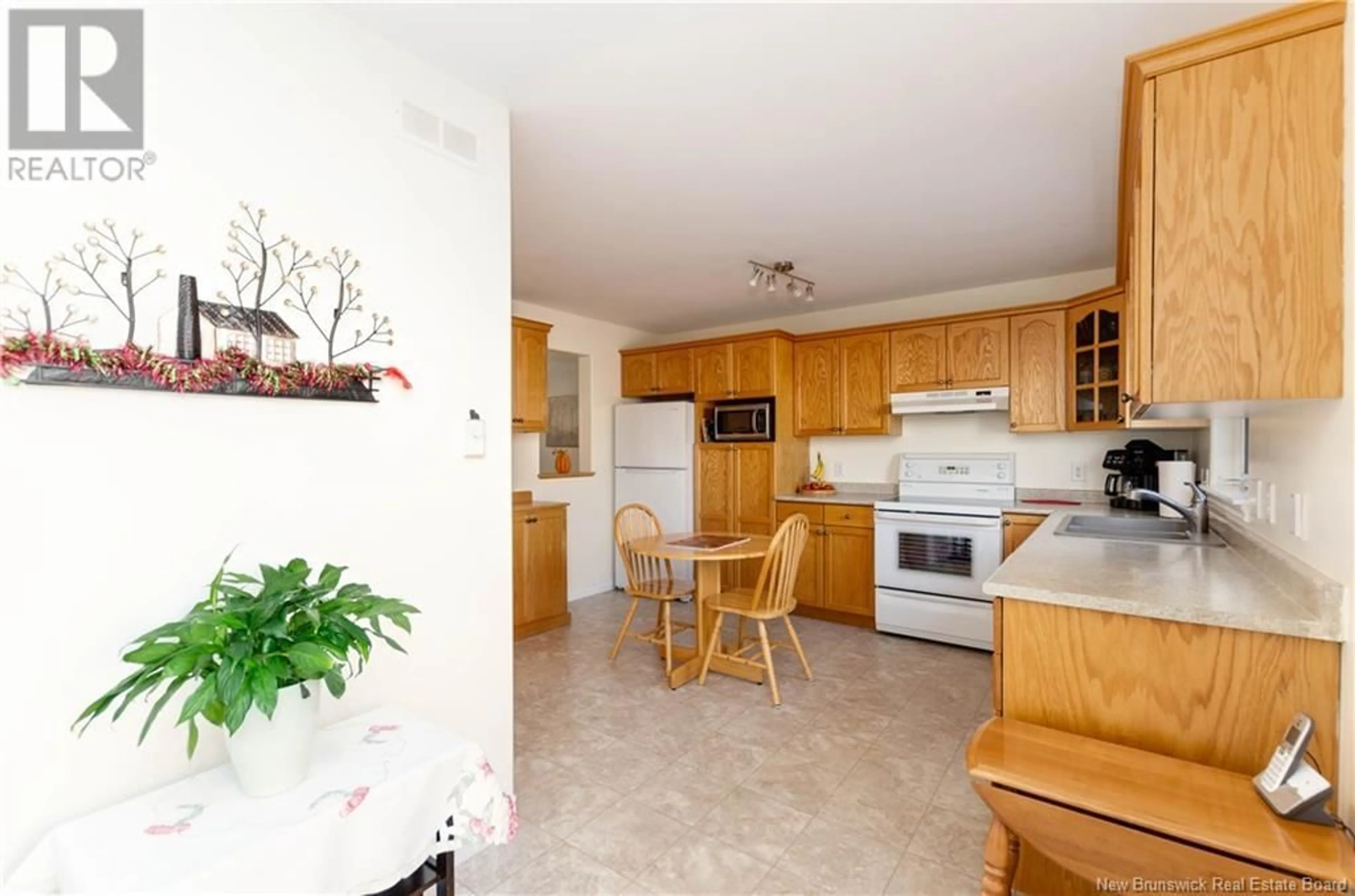 Standard kitchen, wood floors, cottage for 67 Damien, Dieppe New Brunswick E1A7T1