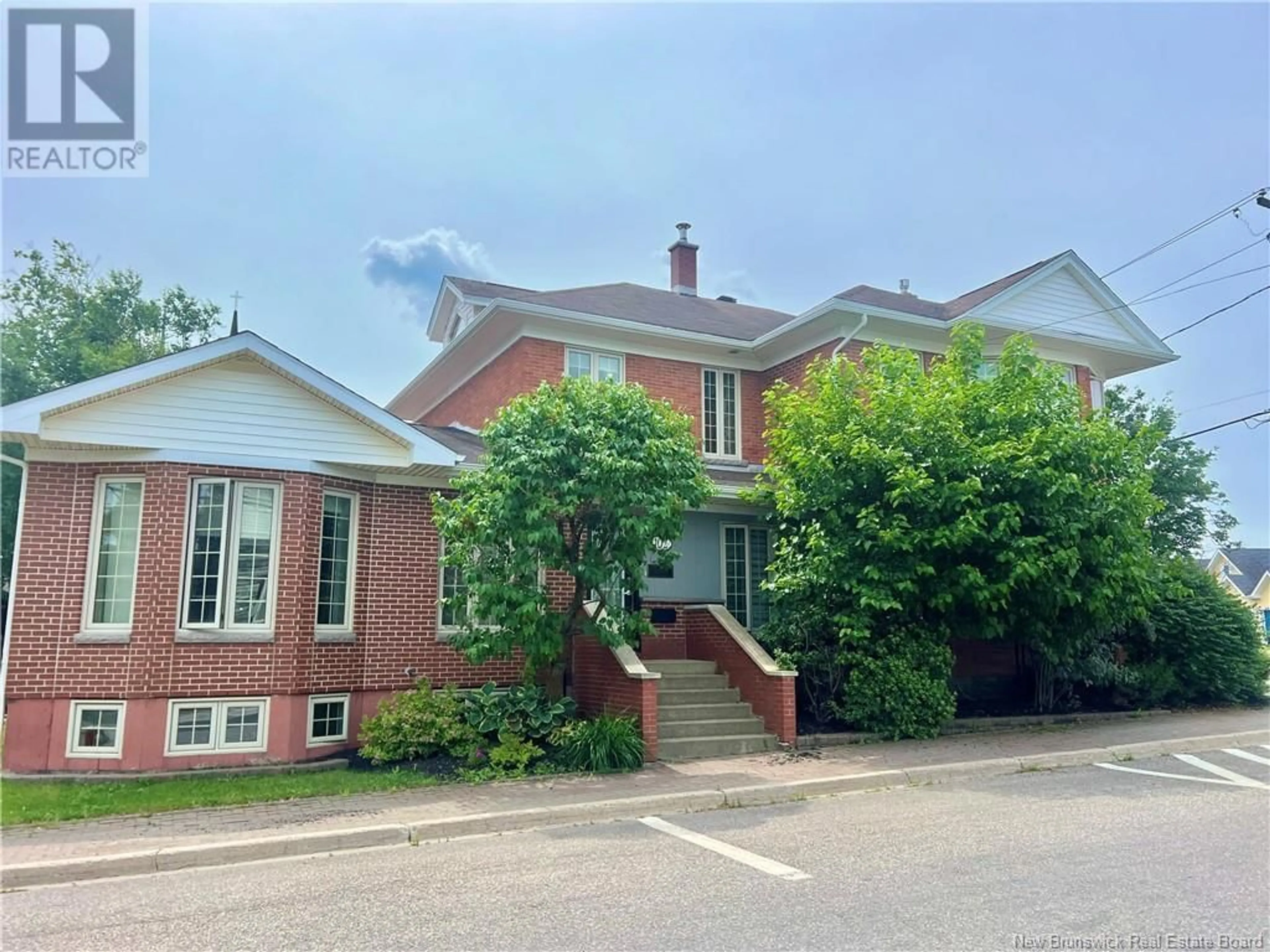 Home with brick exterior material, street for 102 ST. GEORGE STREET, Bathurst New Brunswick E2A1B5