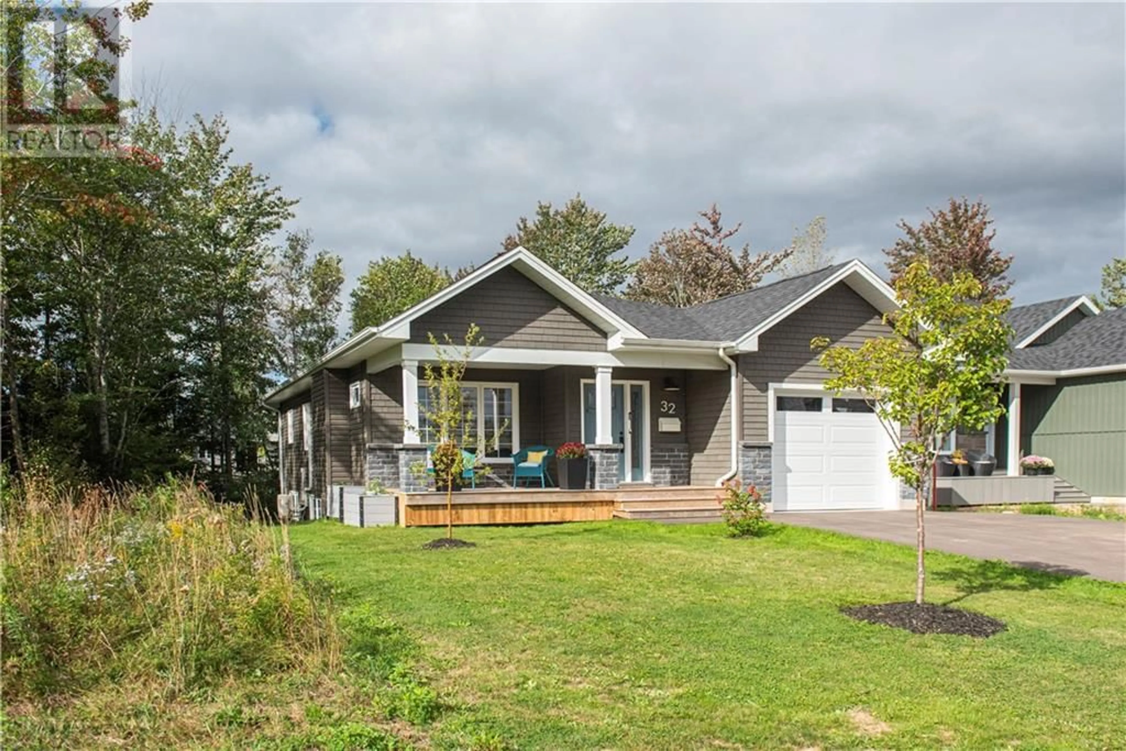 Frontside or backside of a home for 32 Flagstone Court, Riverview New Brunswick E1B0R8