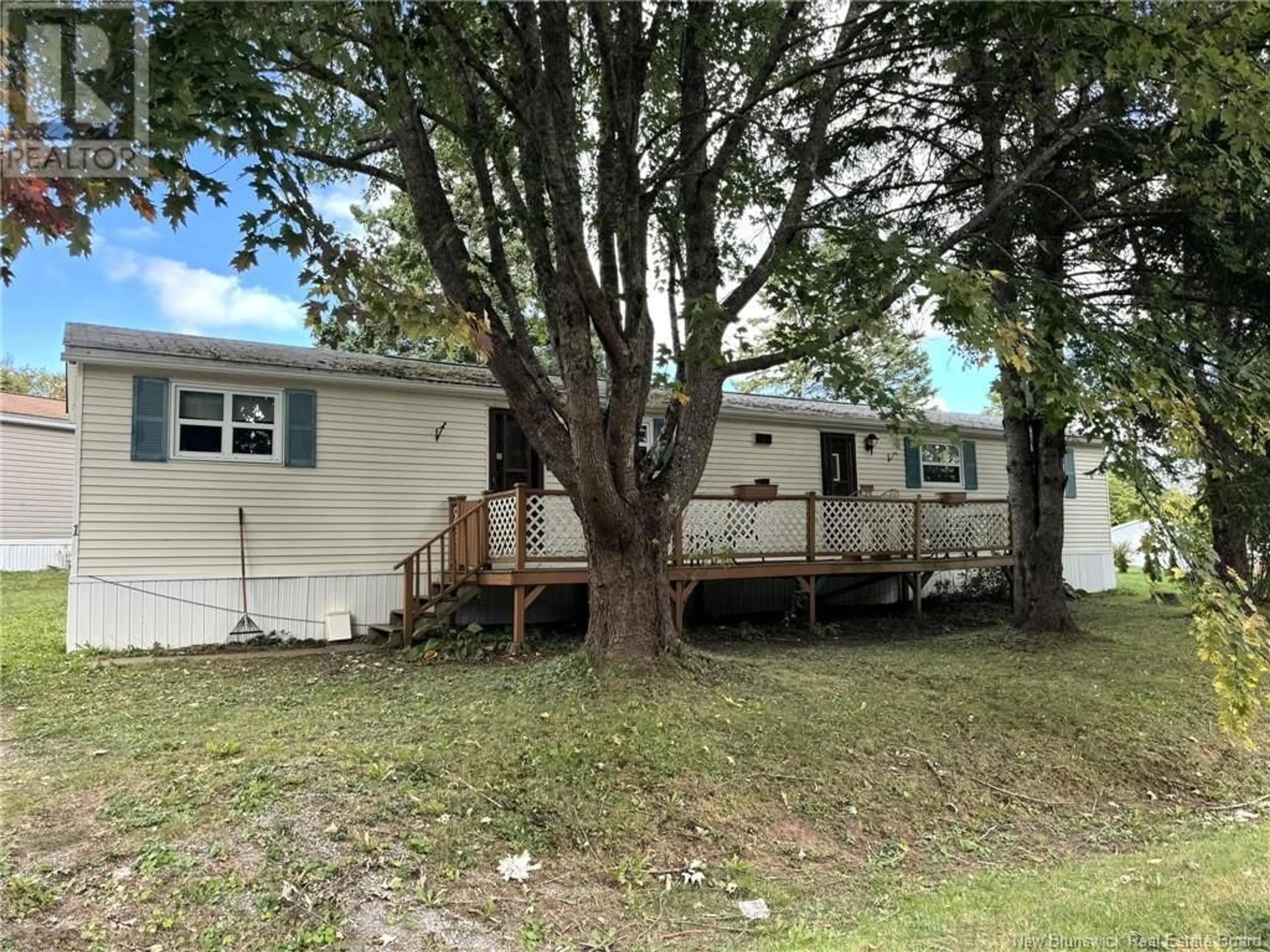 Frontside or backside of a home for 1 Redwood Lane, Quispamsis New Brunswick E2G1X8