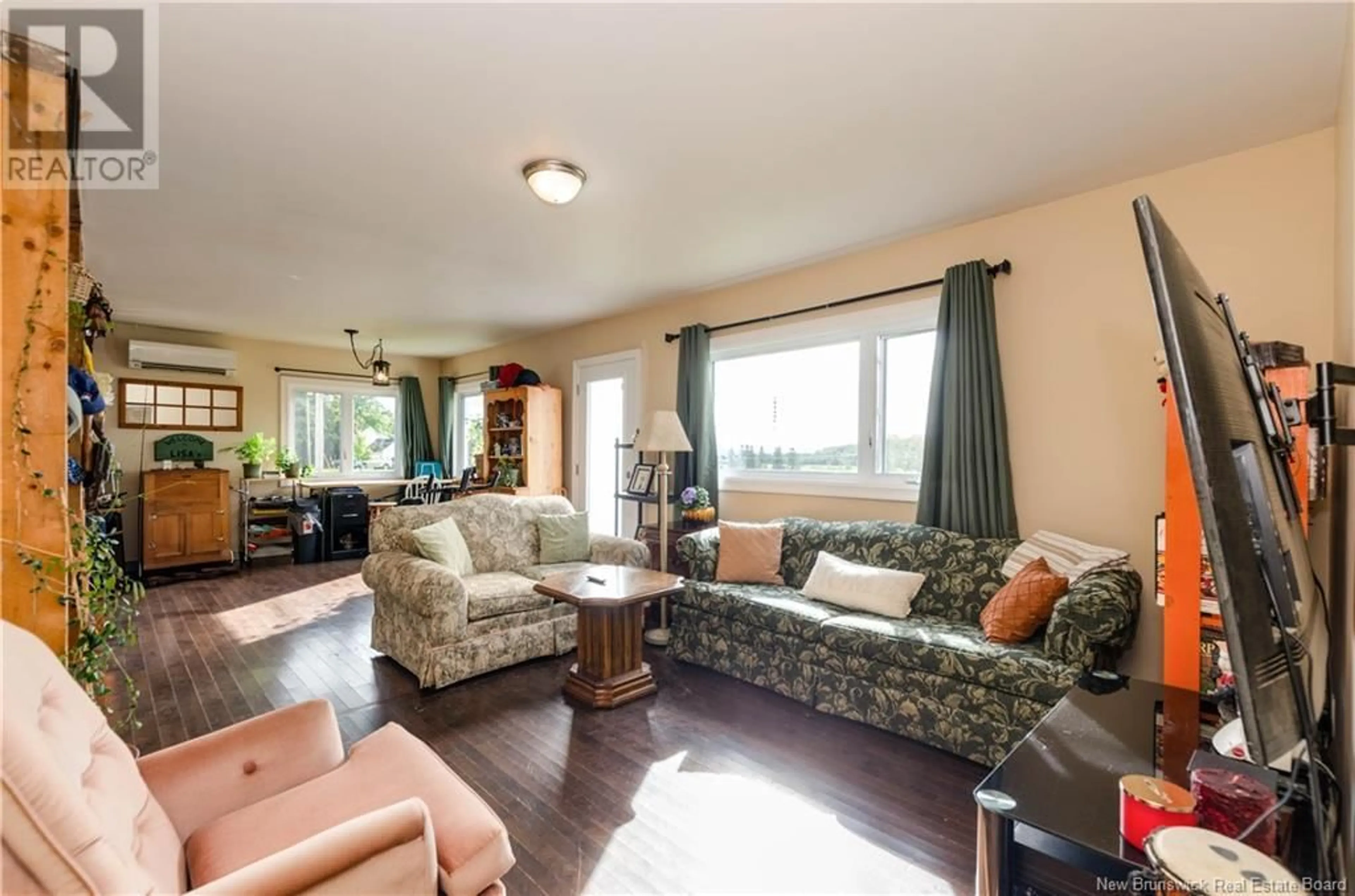 Living room, wood floors for 111 Pleasant Street, Hillsborough New Brunswick E4H3A9