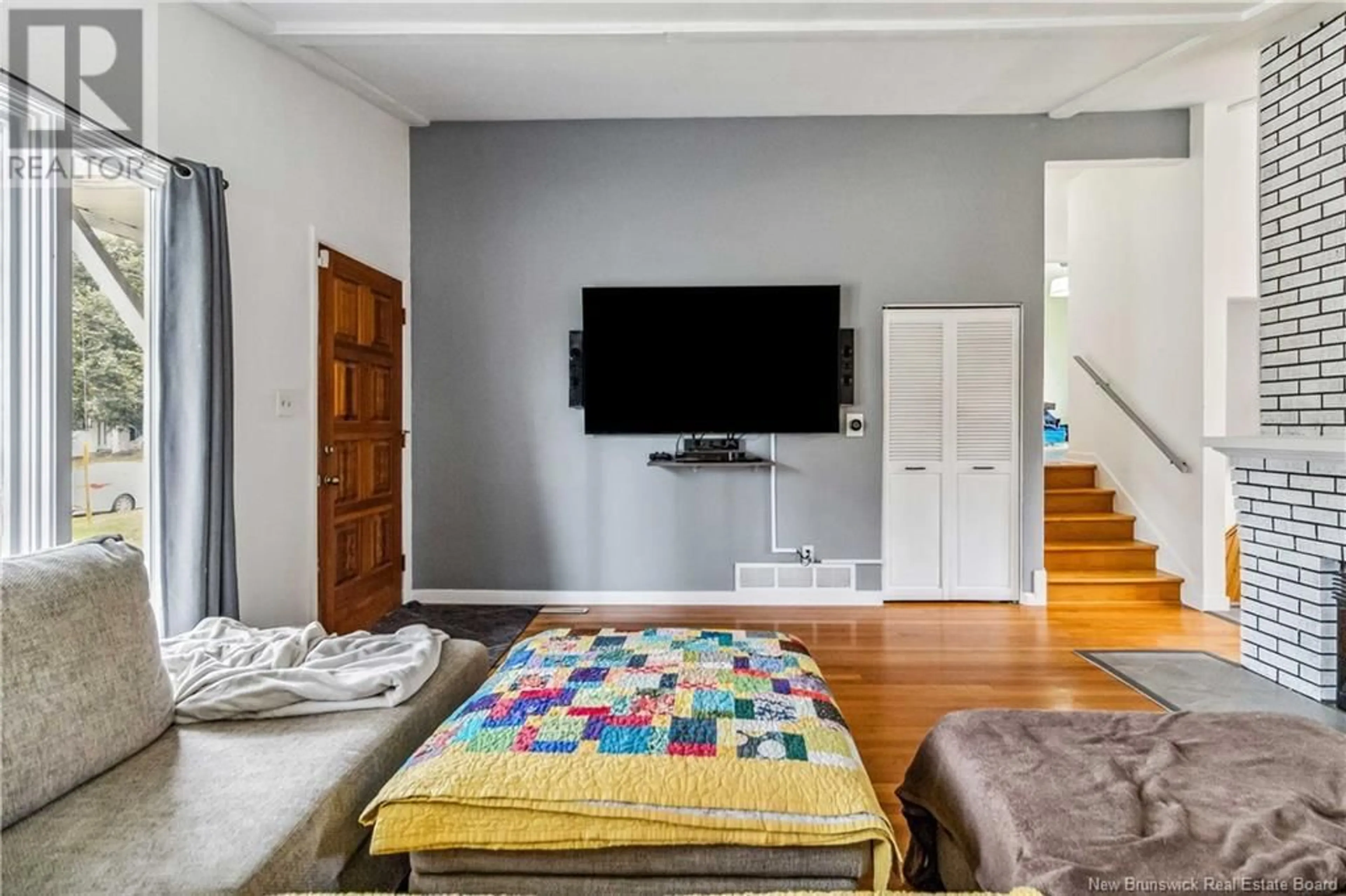 Living room, wood floors for 209 Bessborough Avenue, Moncton New Brunswick E1E1R3