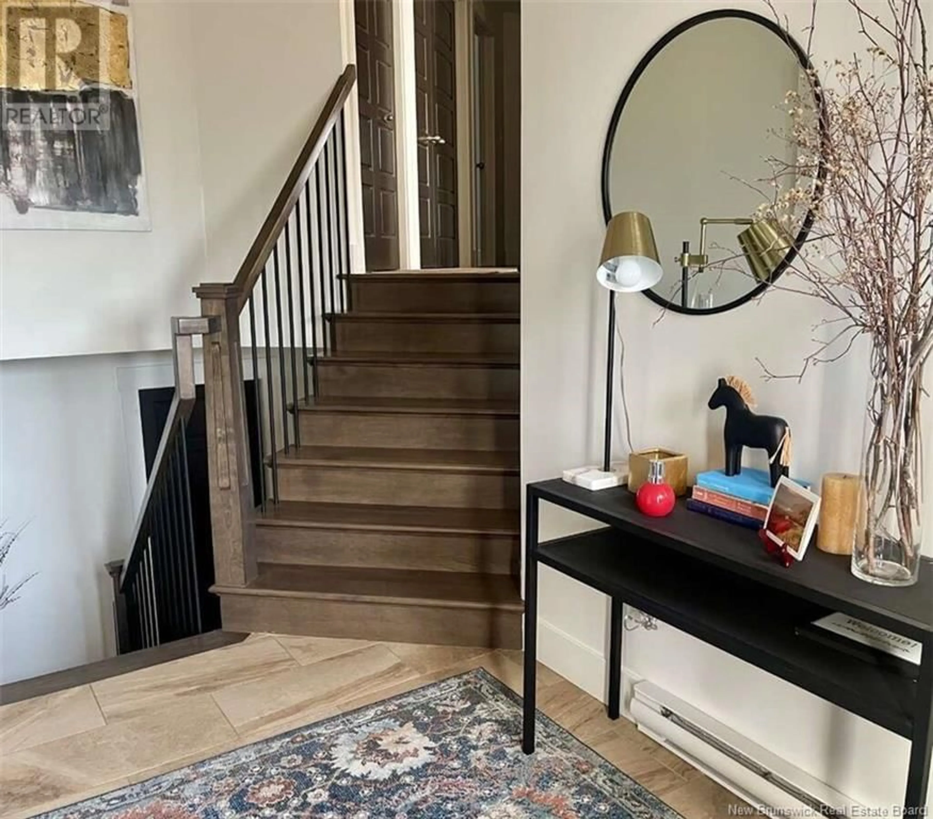 Indoor entryway, wood floors for 618 Dover Road, Dieppe New Brunswick E1A7M1