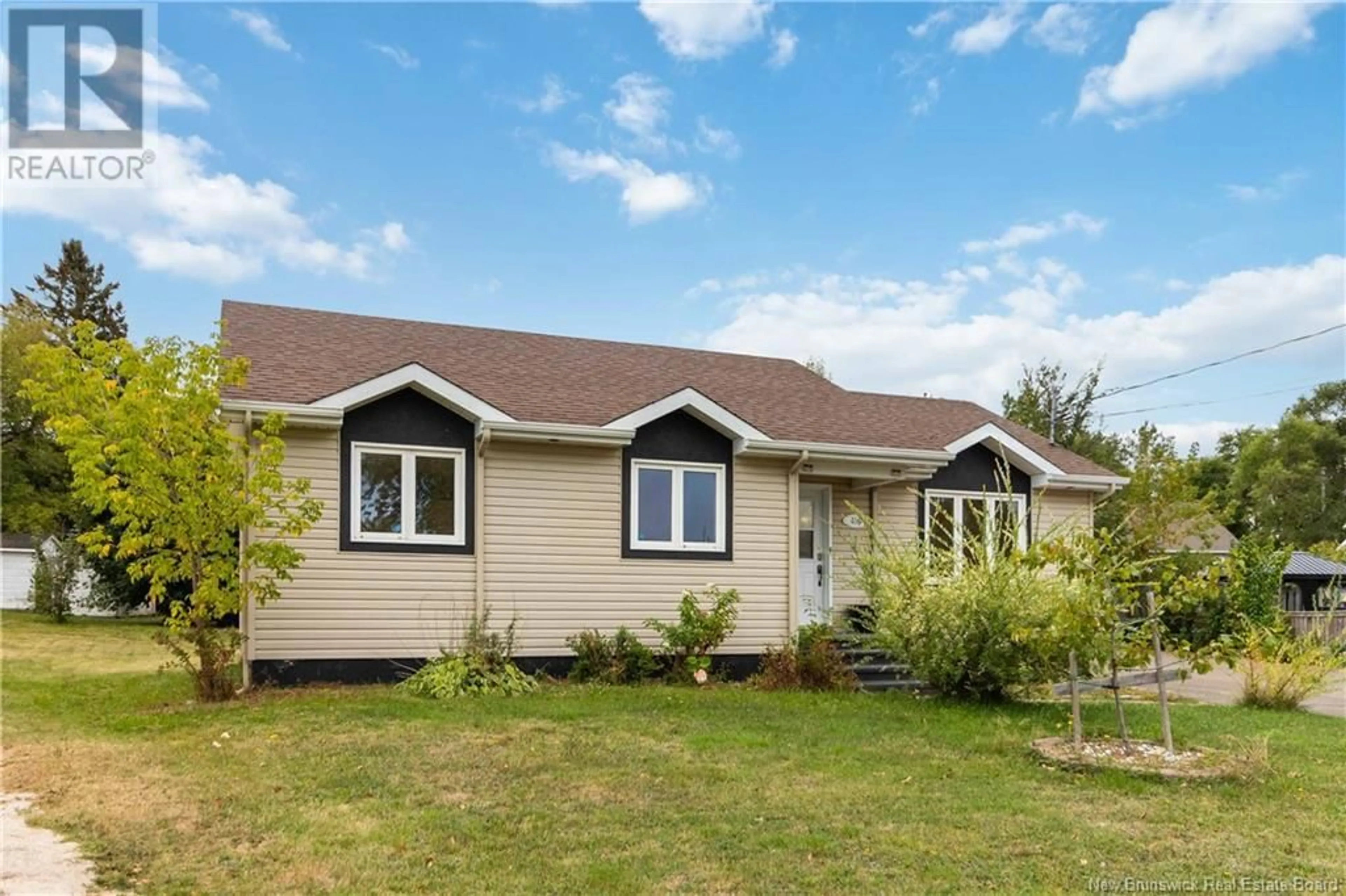 Home with vinyl exterior material, street for 416 LOUIS STREET, Dieppe New Brunswick E1A6X7