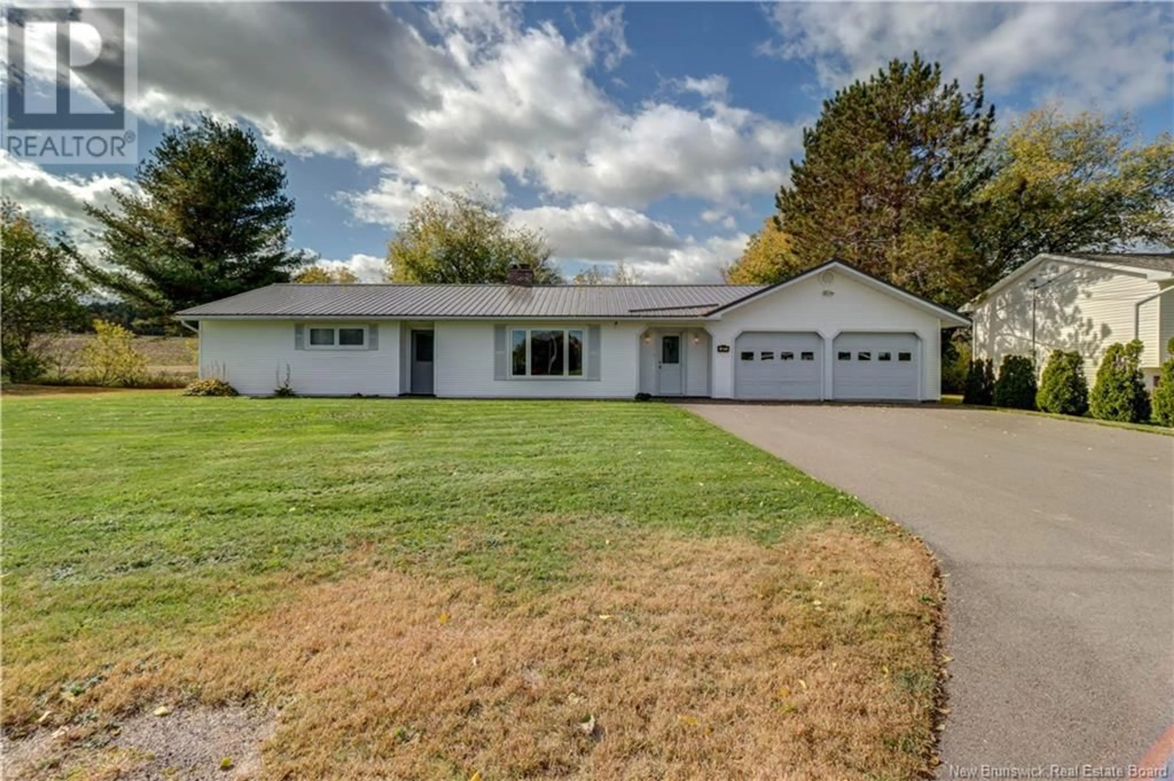 Frontside or backside of a home, the street view for 47 Creighton Drive, Sussex Corner New Brunswick E4E3C8