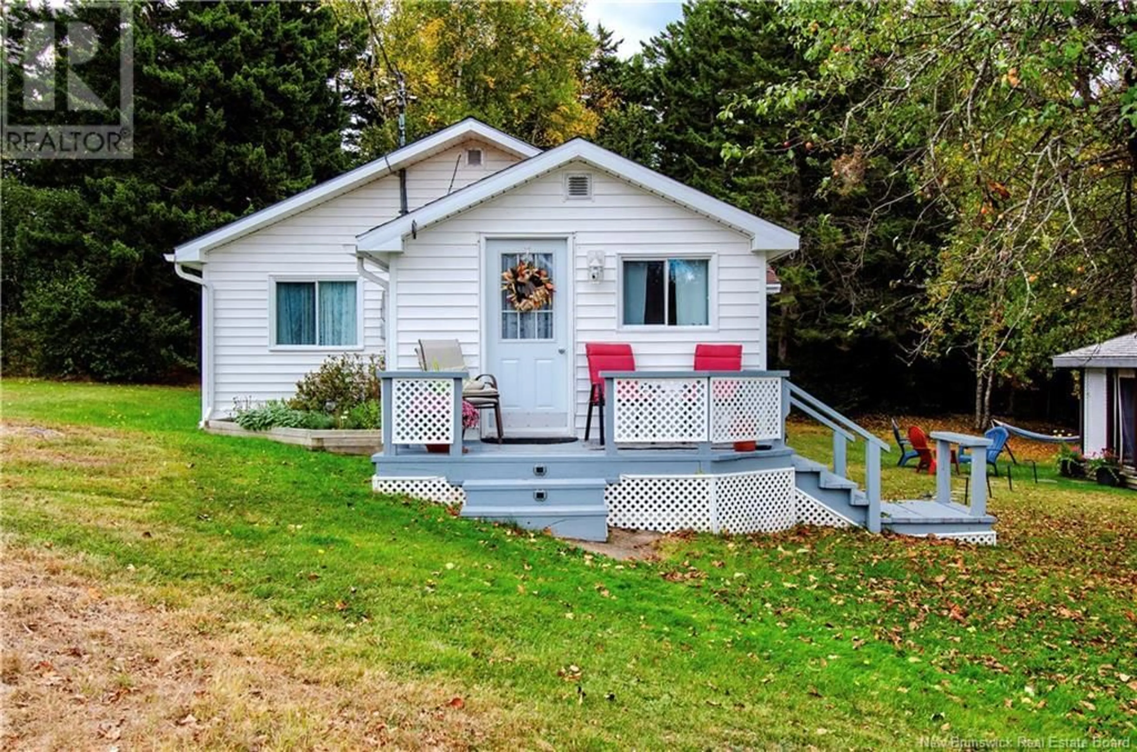 Cottage for 256 Mascarene Road, L'etete New Brunswick E5C2P8