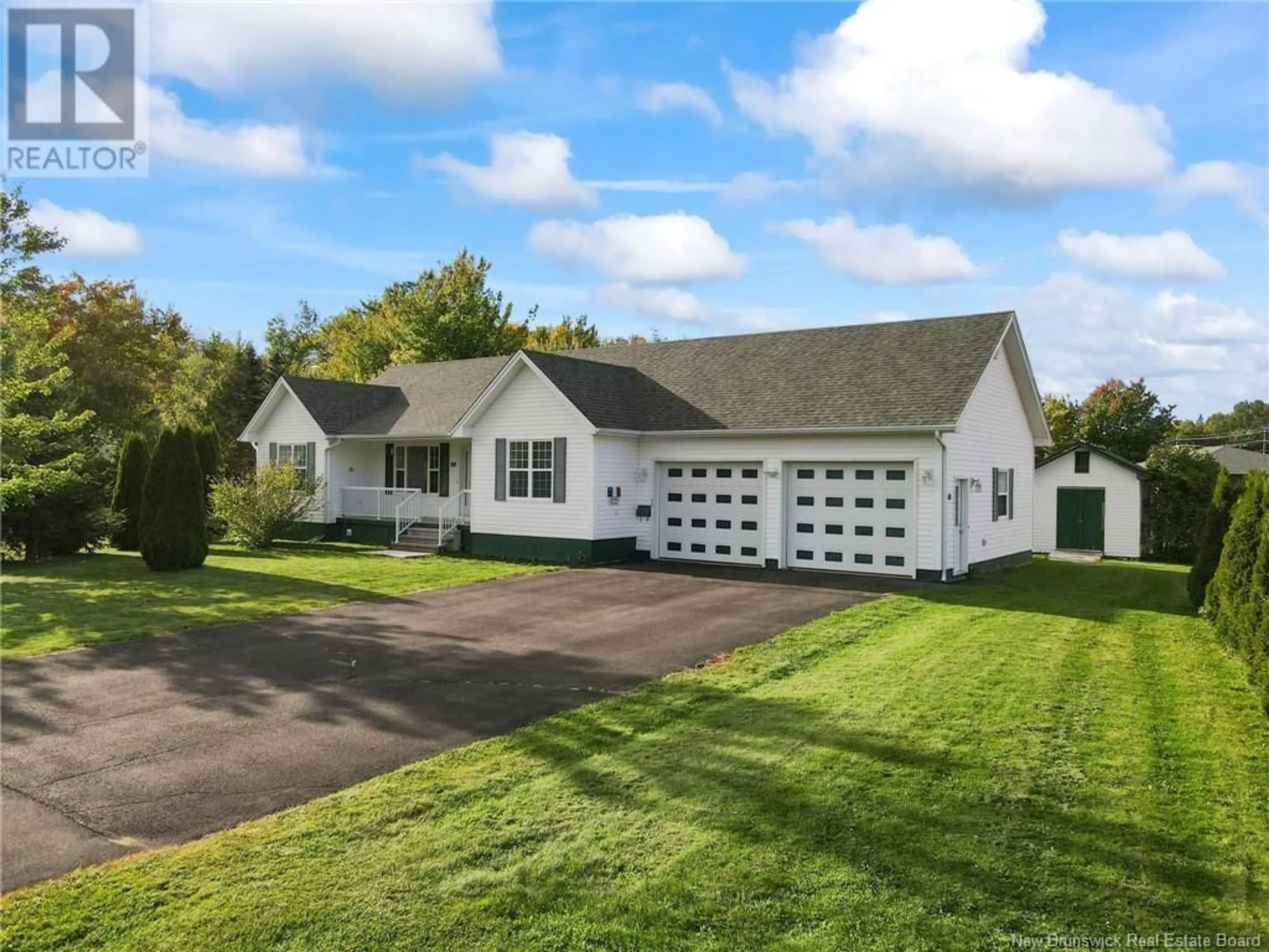 Home with vinyl exterior material, street for 35 DUNDAS AVENUE, Champ Dore New Brunswick E4V1N7