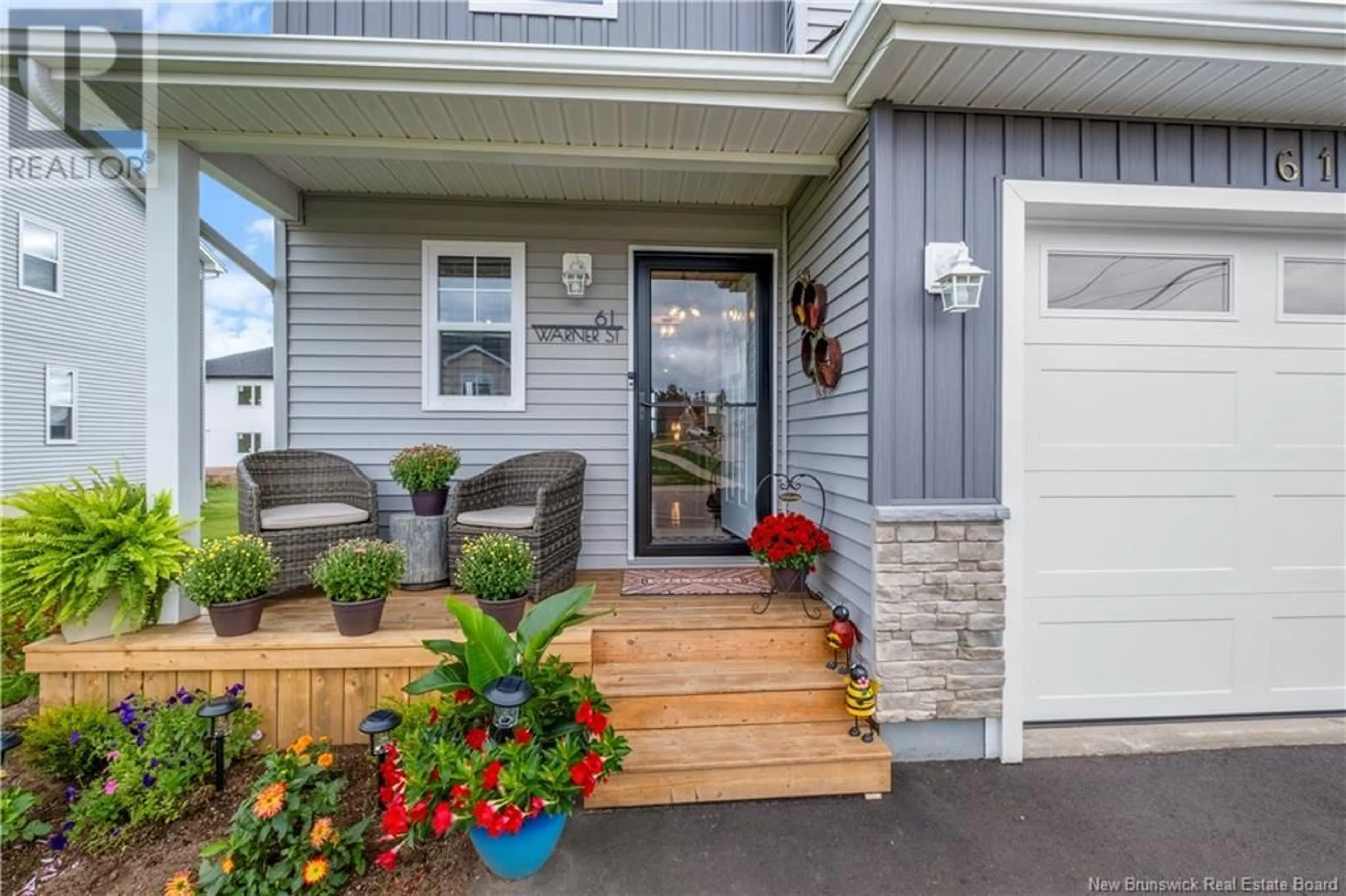 Indoor entryway, wood floors for 61 Warner Street, Moncton New Brunswick E1A5T3