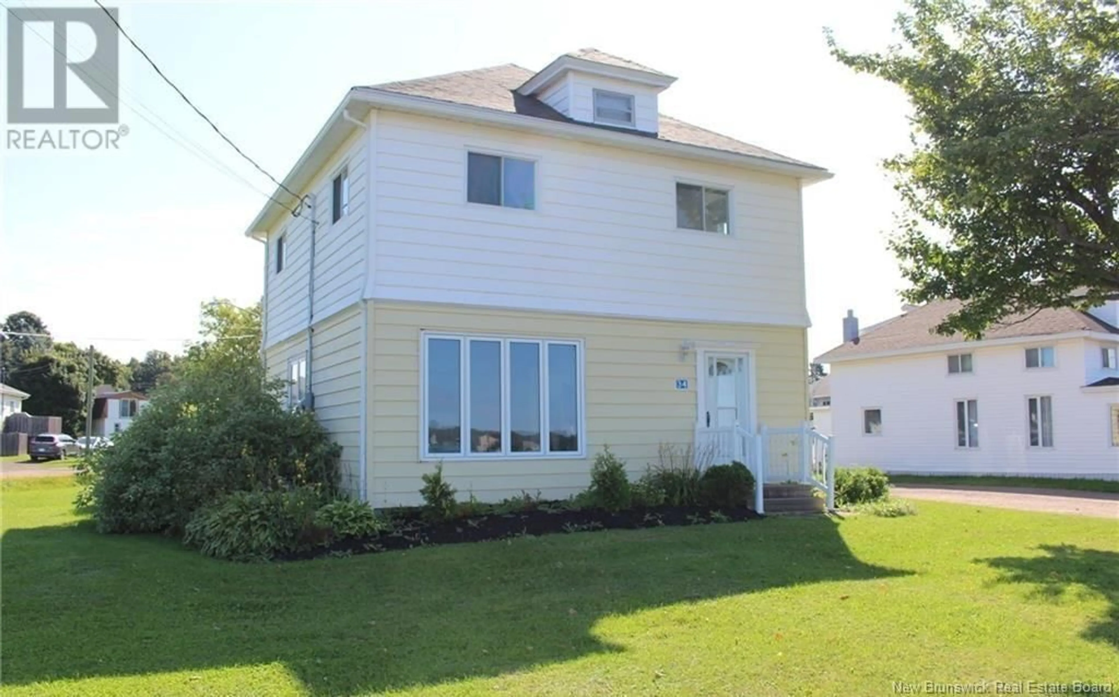 Home with vinyl exterior material, unknown for 34 RIVERSIDE DRIVE, Shediac New Brunswick E4P2P2
