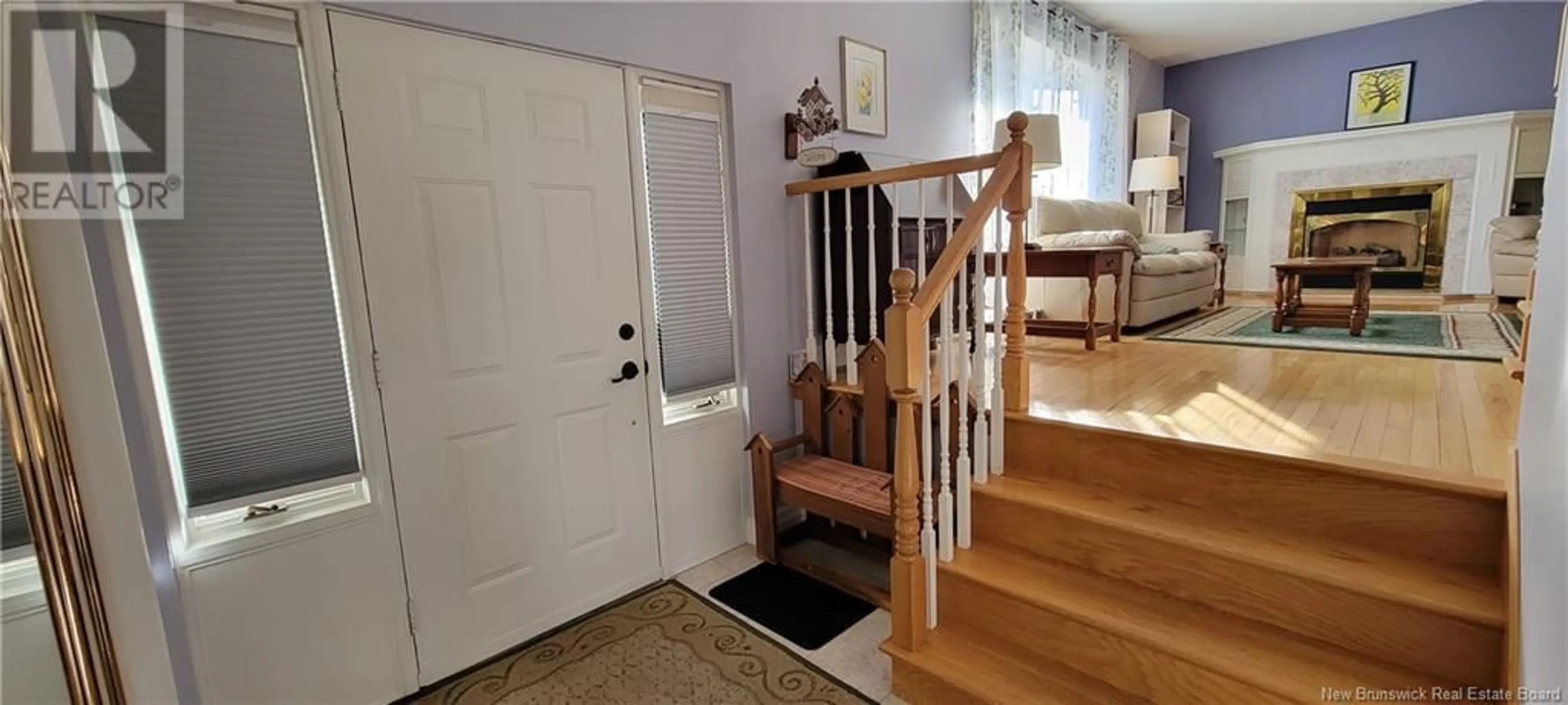 Indoor entryway, wood floors for 40 Elmhurst, Moncton New Brunswick E1C9C4