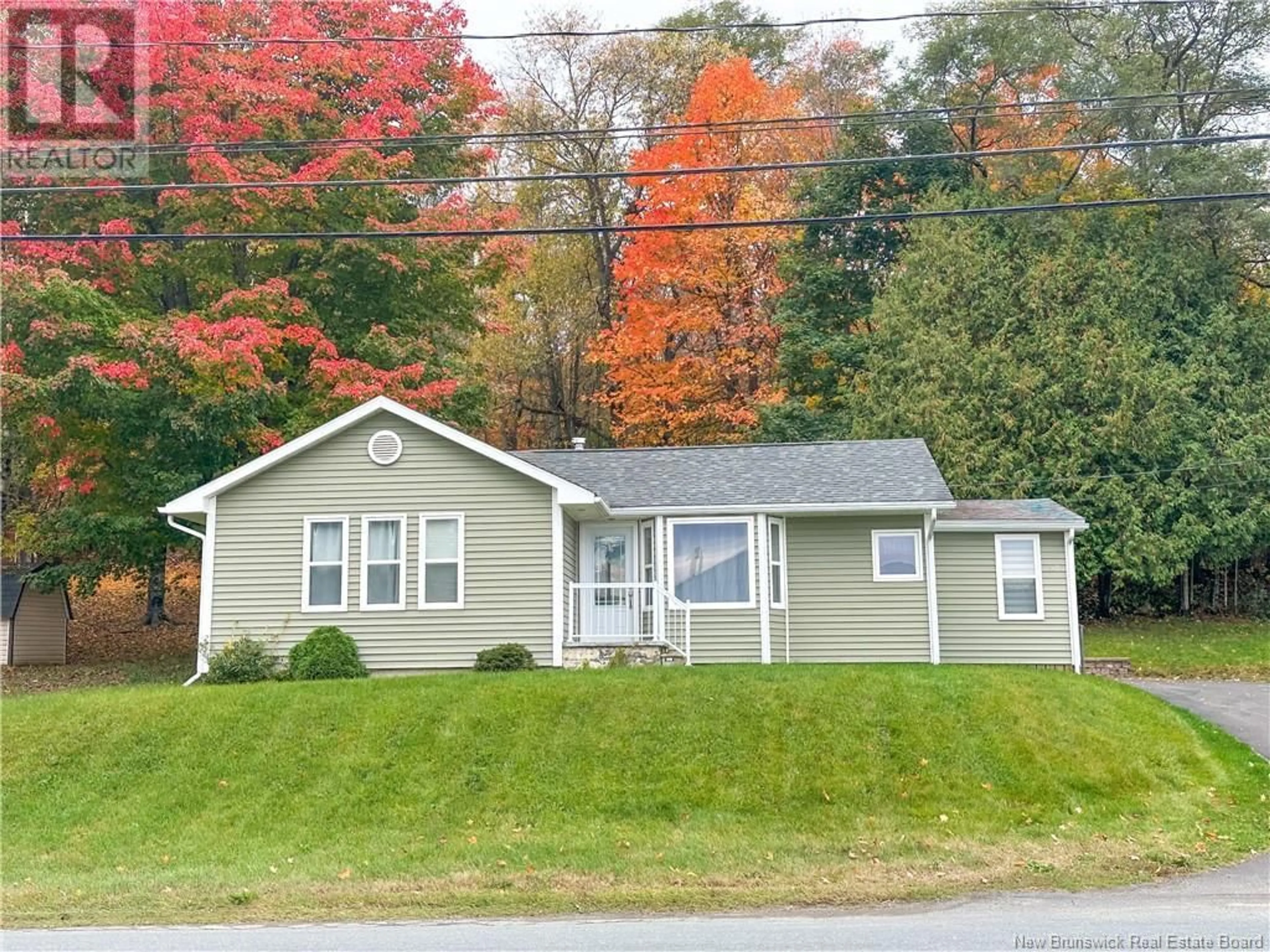 Frontside or backside of a home, cottage for 185 Houlton Street, Woodstock New Brunswick E7M1Y7