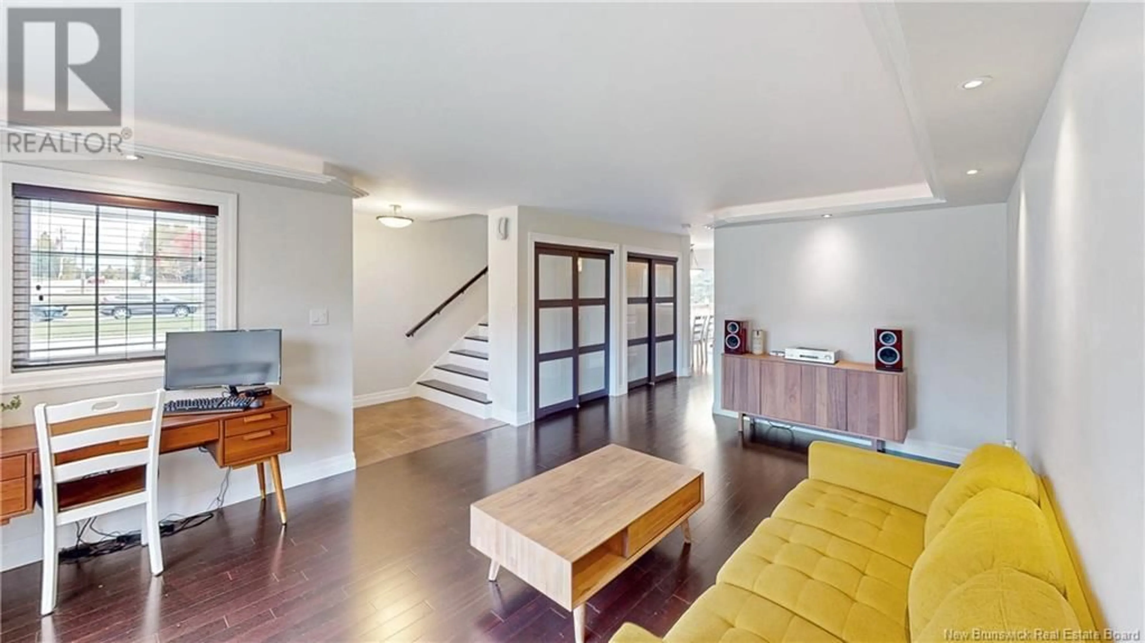 Living room, wood floors for 111 Vincent Road, Quispamsis New Brunswick E2E1S9