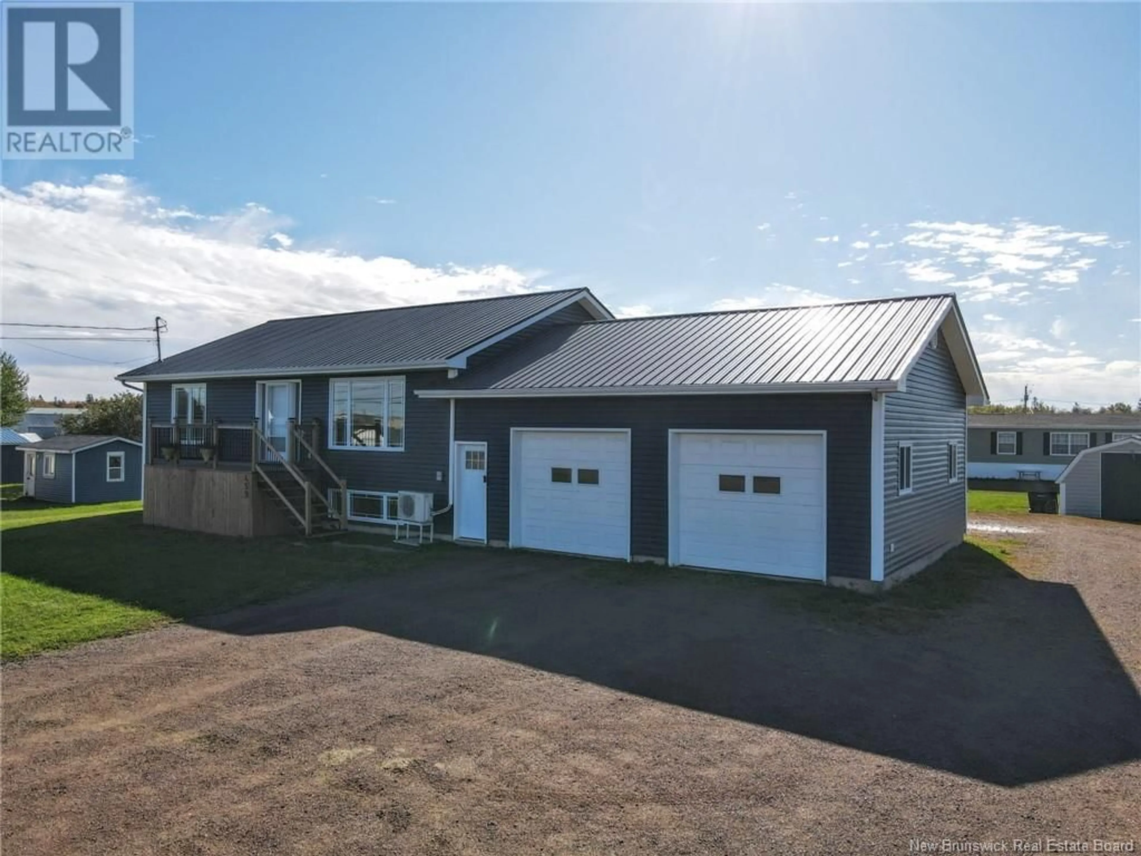 Home with vinyl exterior material, building for 459 CHEMIN BAS CAP PELE, Cap-Pelé New Brunswick E4N1L8