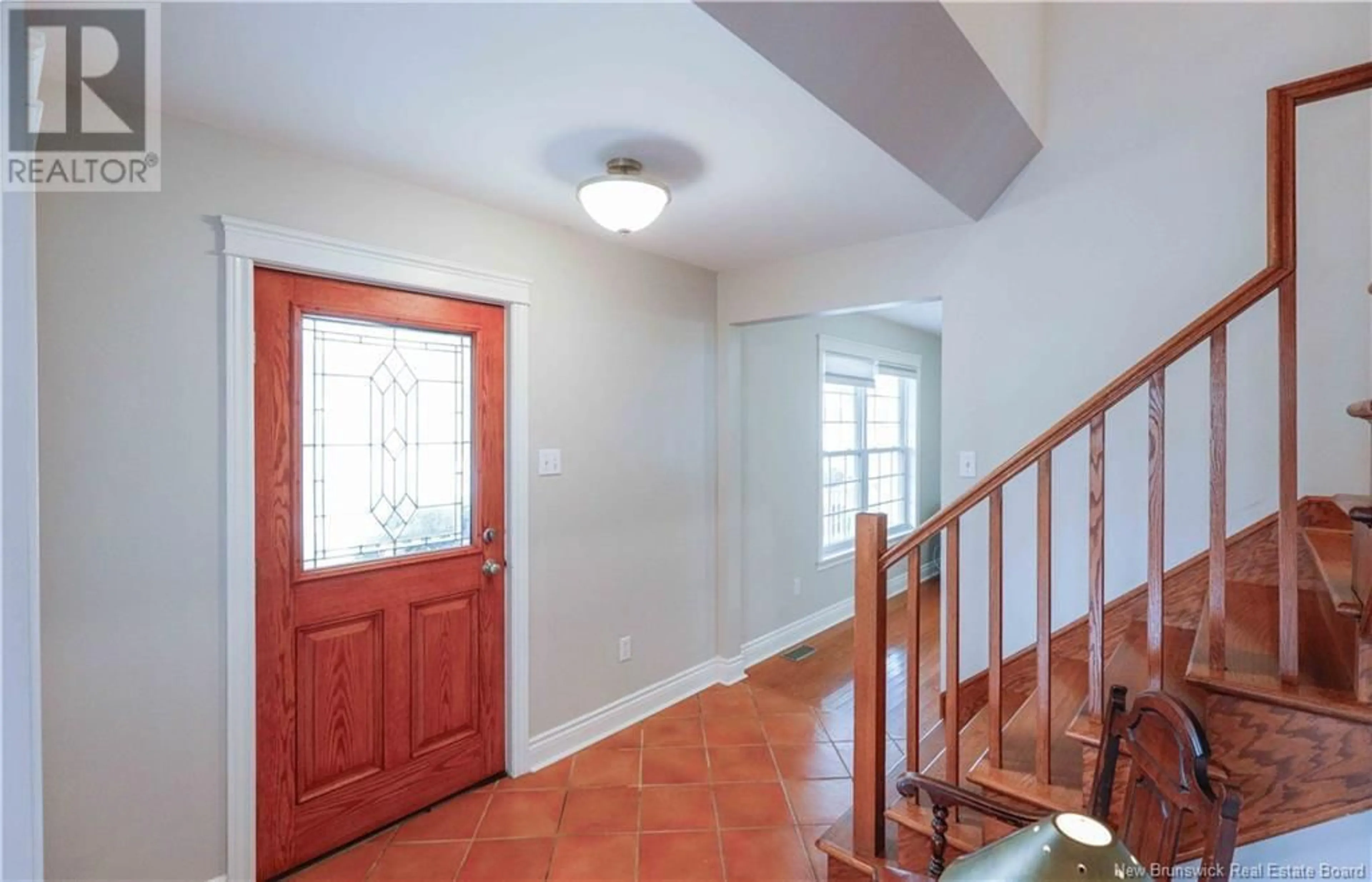 Indoor entryway, wood floors for 29 Leeward Lane, Saint John New Brunswick E2K5P7