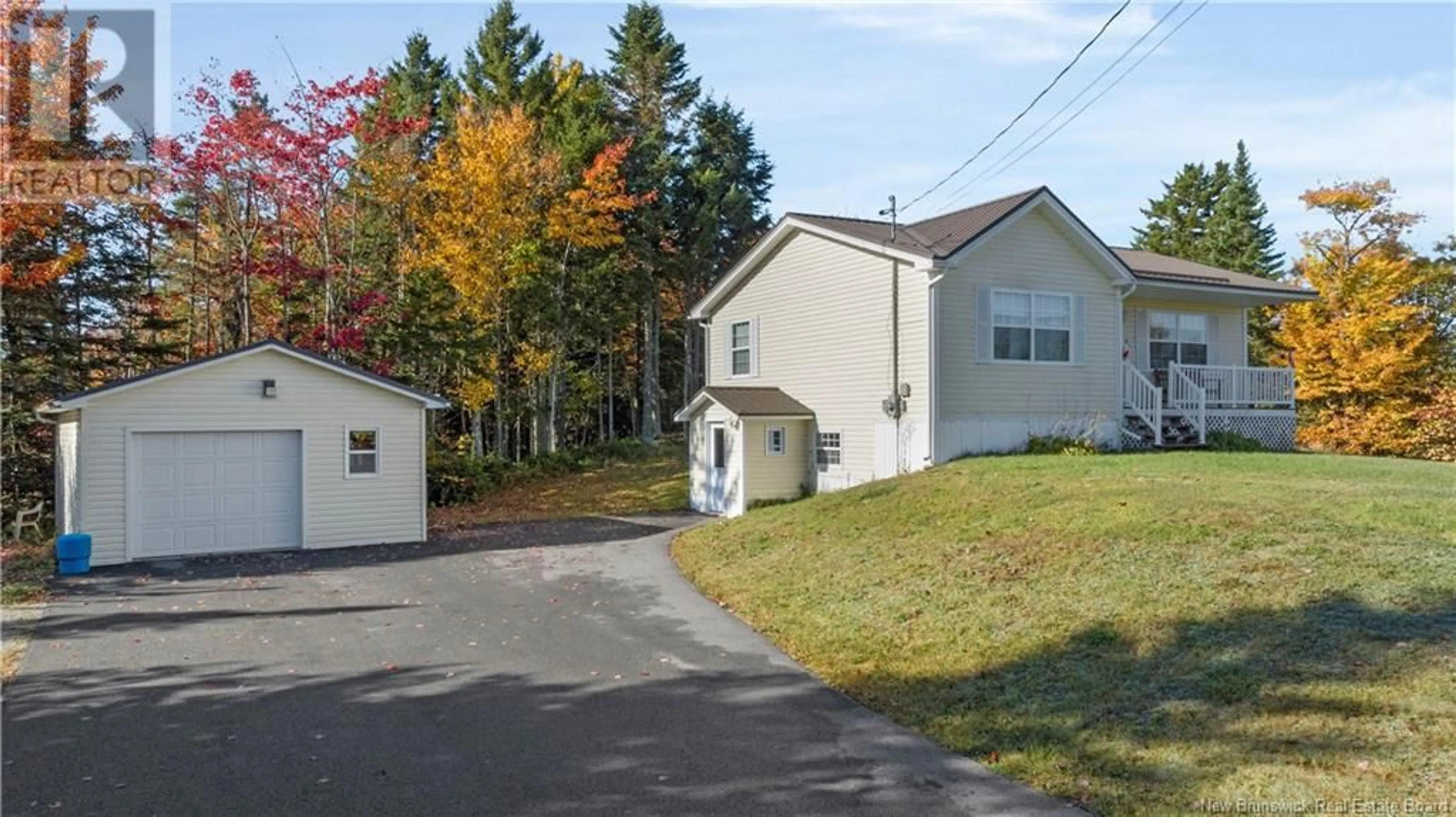 A pic from exterior of the house or condo, cottage for 7 Pacer Avenue, Quispamsis New Brunswick E2S1B8