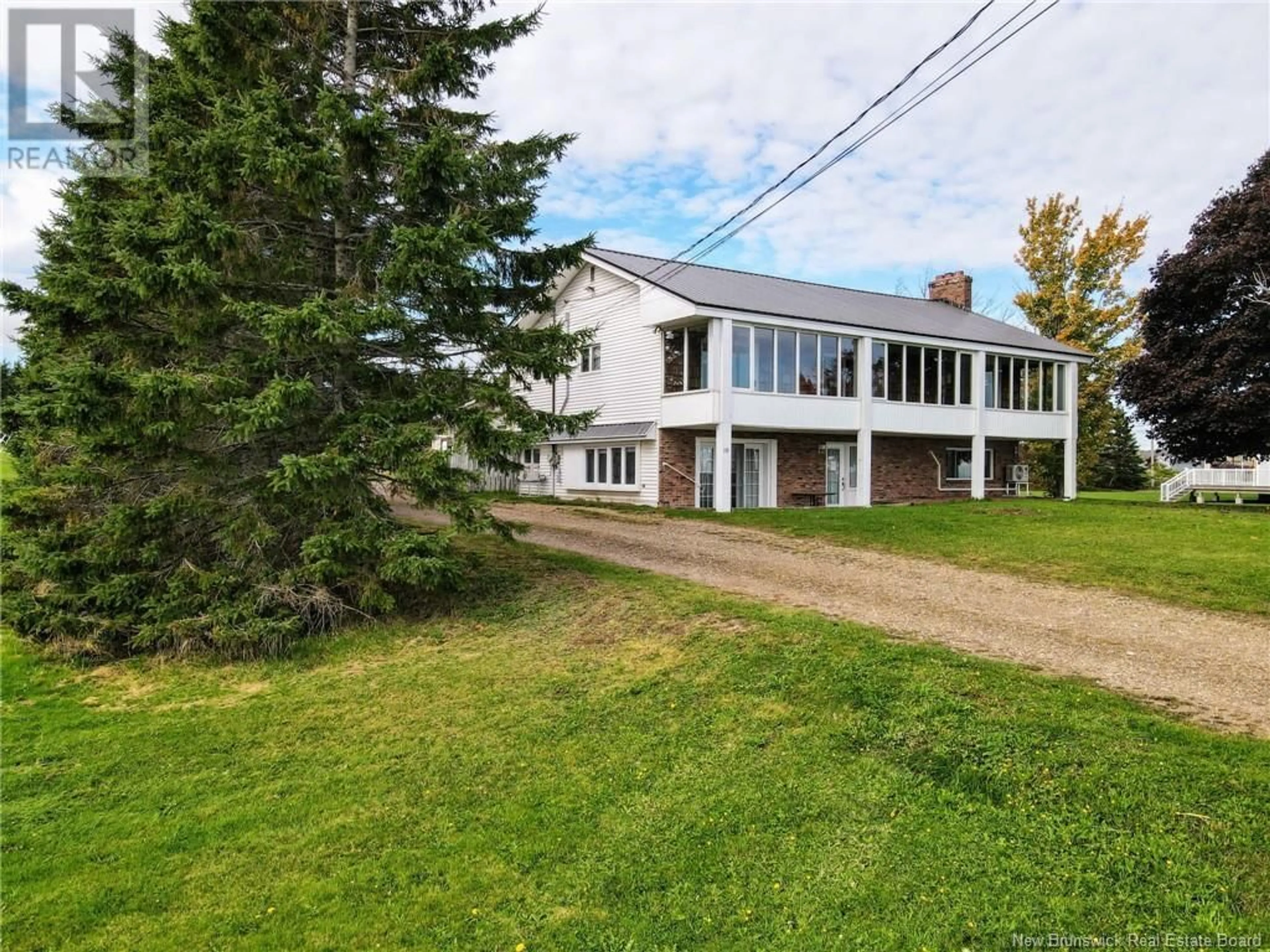 A pic from outside/outdoor area/front of a property/back of a property/a pic from drone, building for 10 NIGARRY ROAD, Memramcook New Brunswick E4K1H8