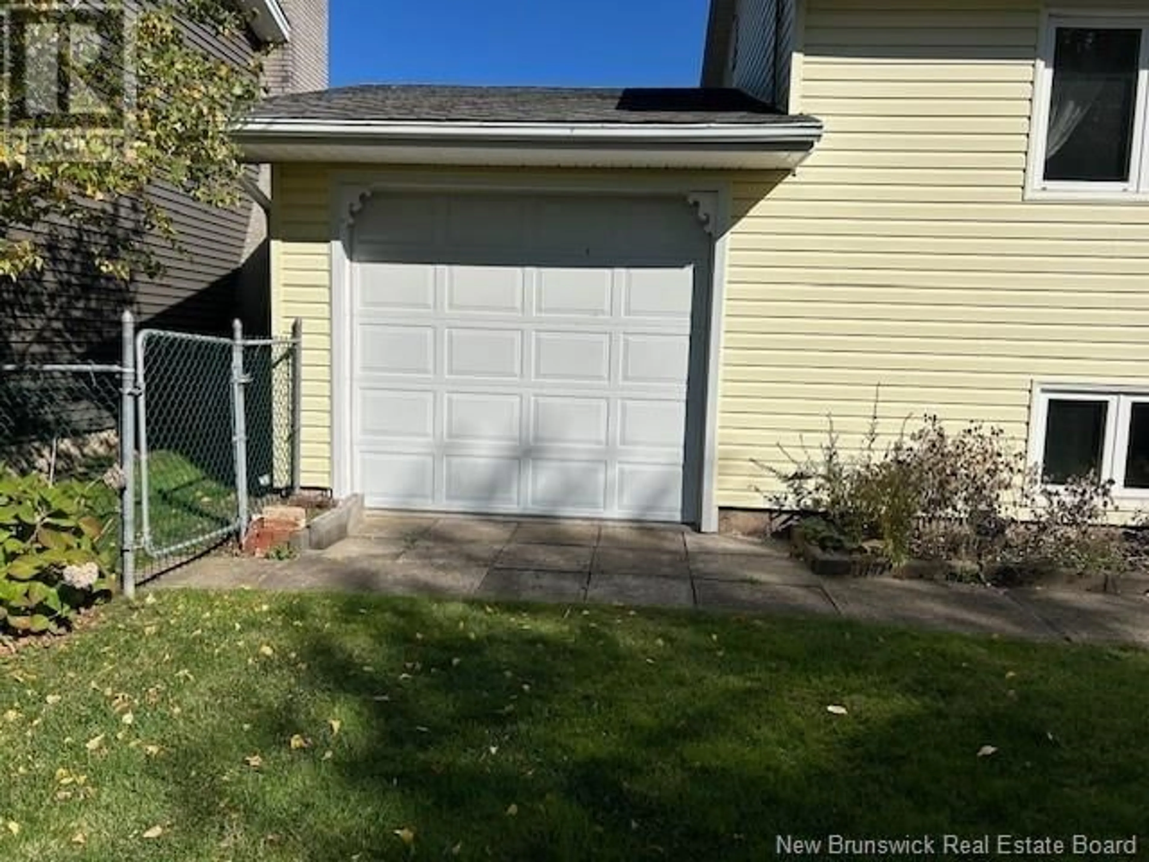 Unknown for 20 WOODLEIGH STREET, Moncton New Brunswick E1C9A4