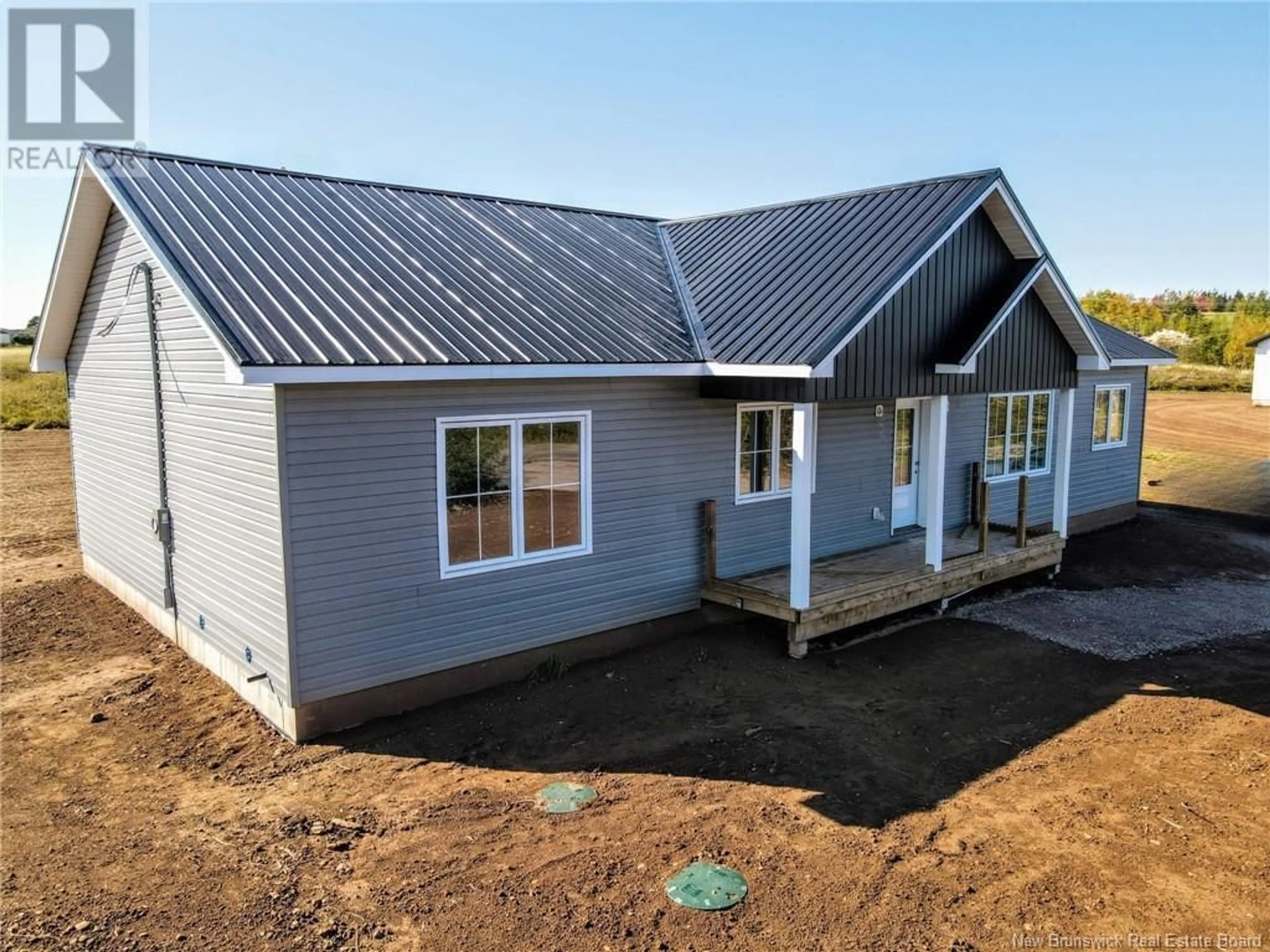 Home with vinyl exterior material, building for 143 GAYTON, Memramcook New Brunswick E4K1J1